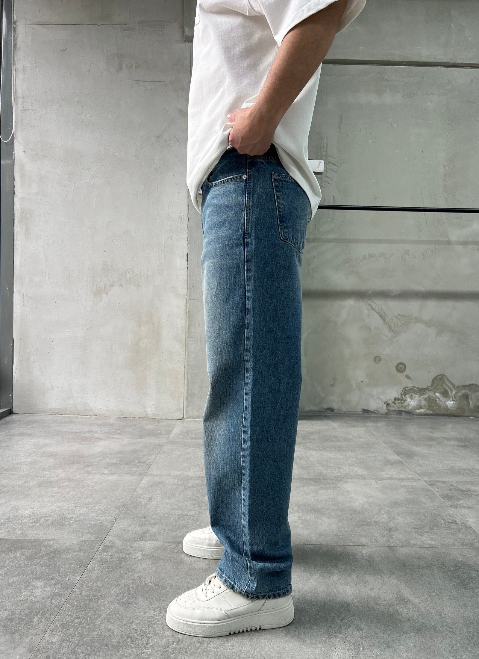 Yıkamalı Relaxed Fit Tintli Mavi Boyfriend Jean