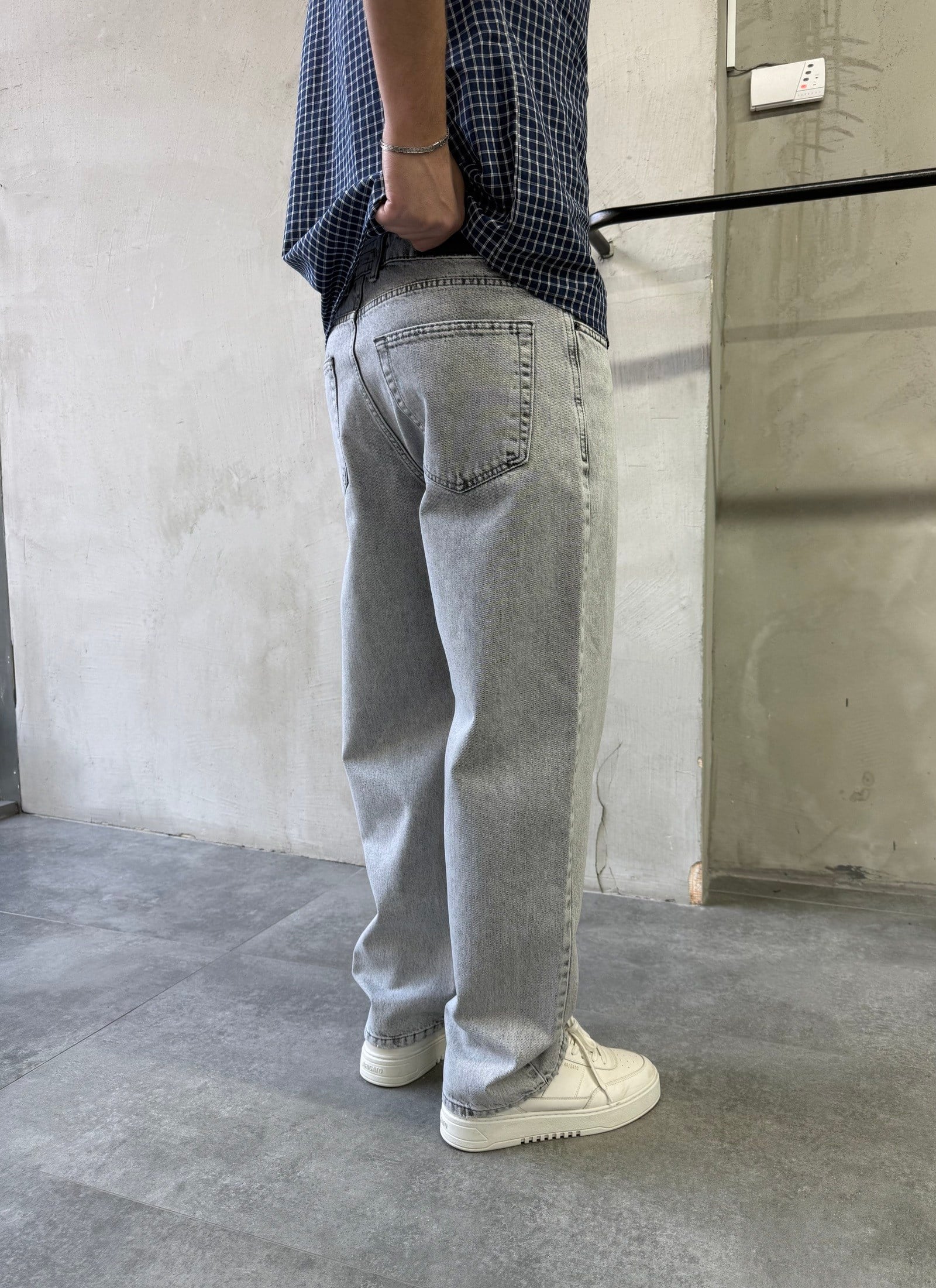 Yıkamalı Trend Model Gri Baggy Jean