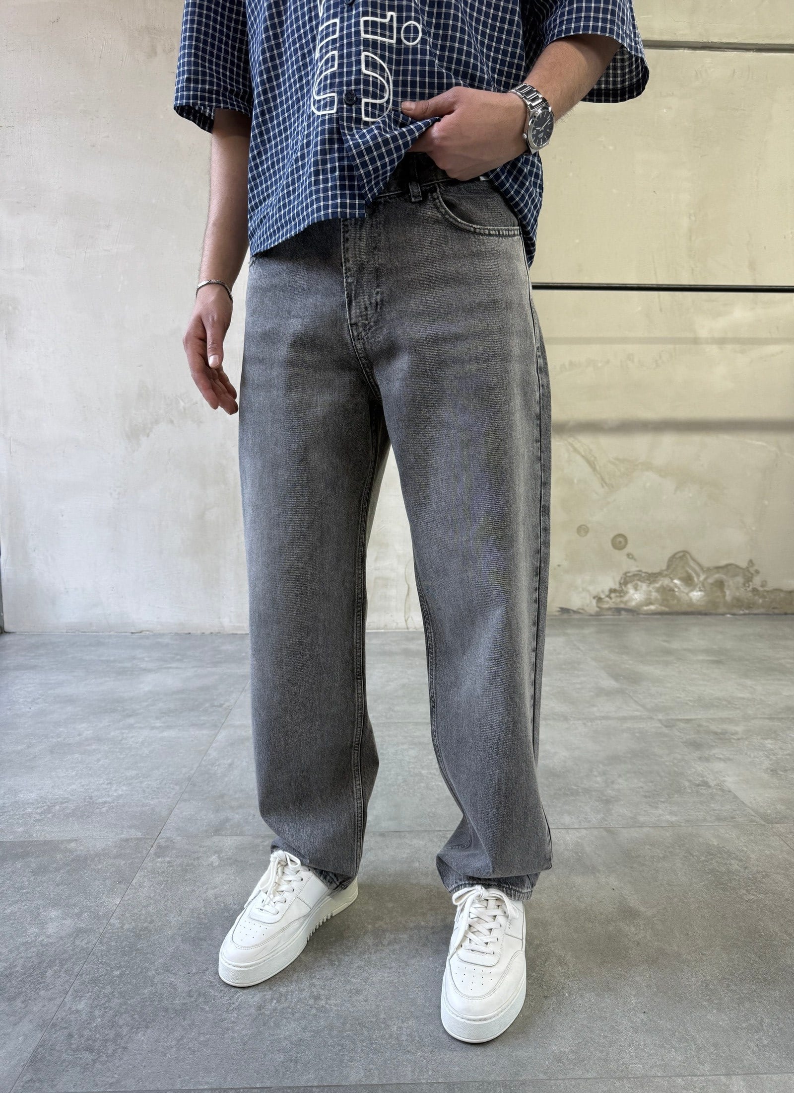 Yıkamalı Trend Model Koyu Gri Baggy Jean