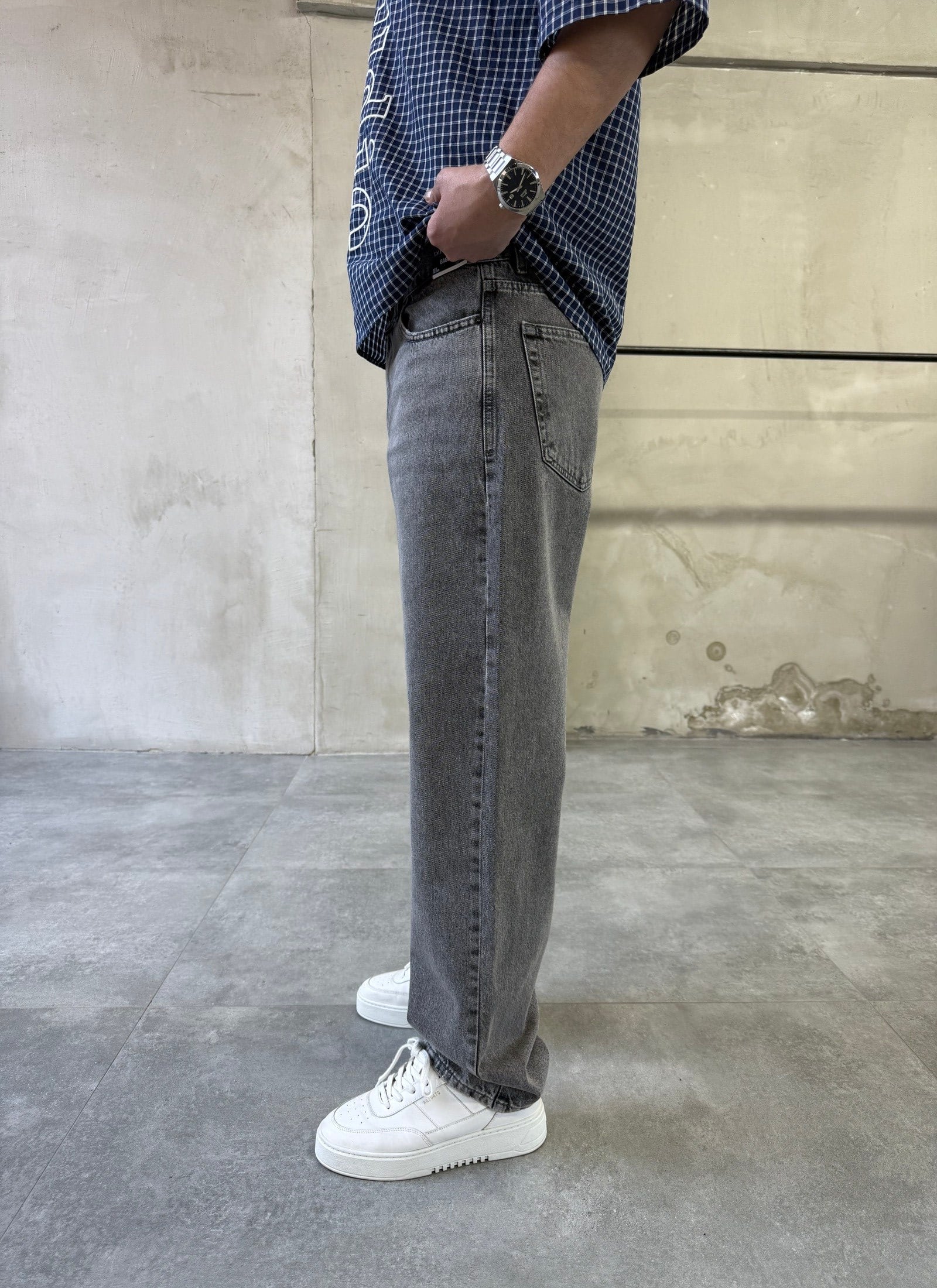 Yıkamalı Trend Model Koyu Gri Baggy Jean