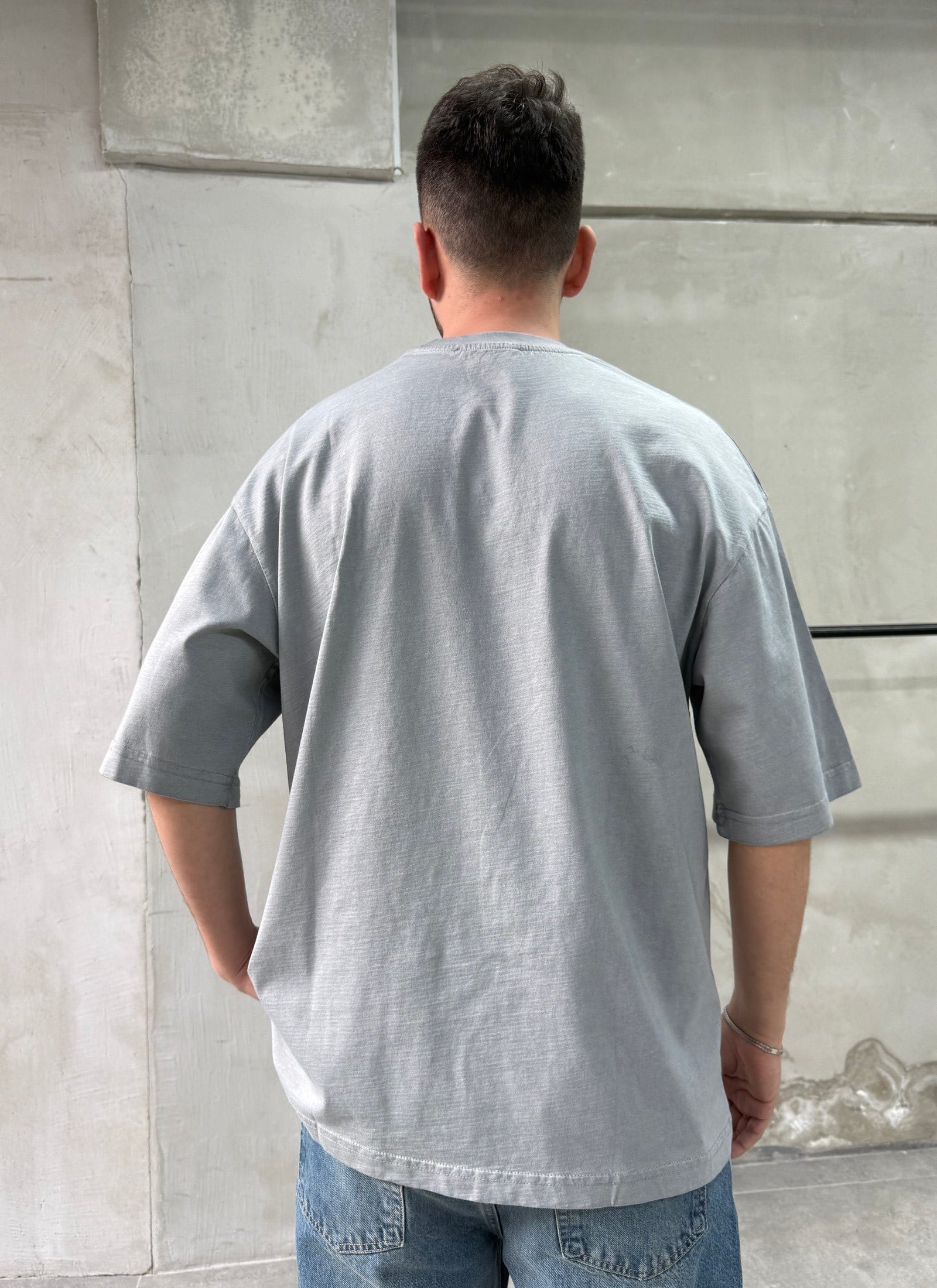 Yıkamalı World Baskılı Gri Oversize T-shirt