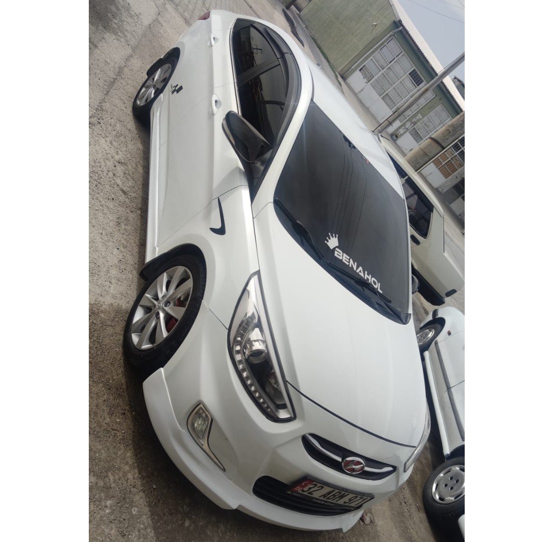  Hyundai Accent Blue Sinyalli Batman Yarasa Ayna Kapağı Piano Black Abs Plastik