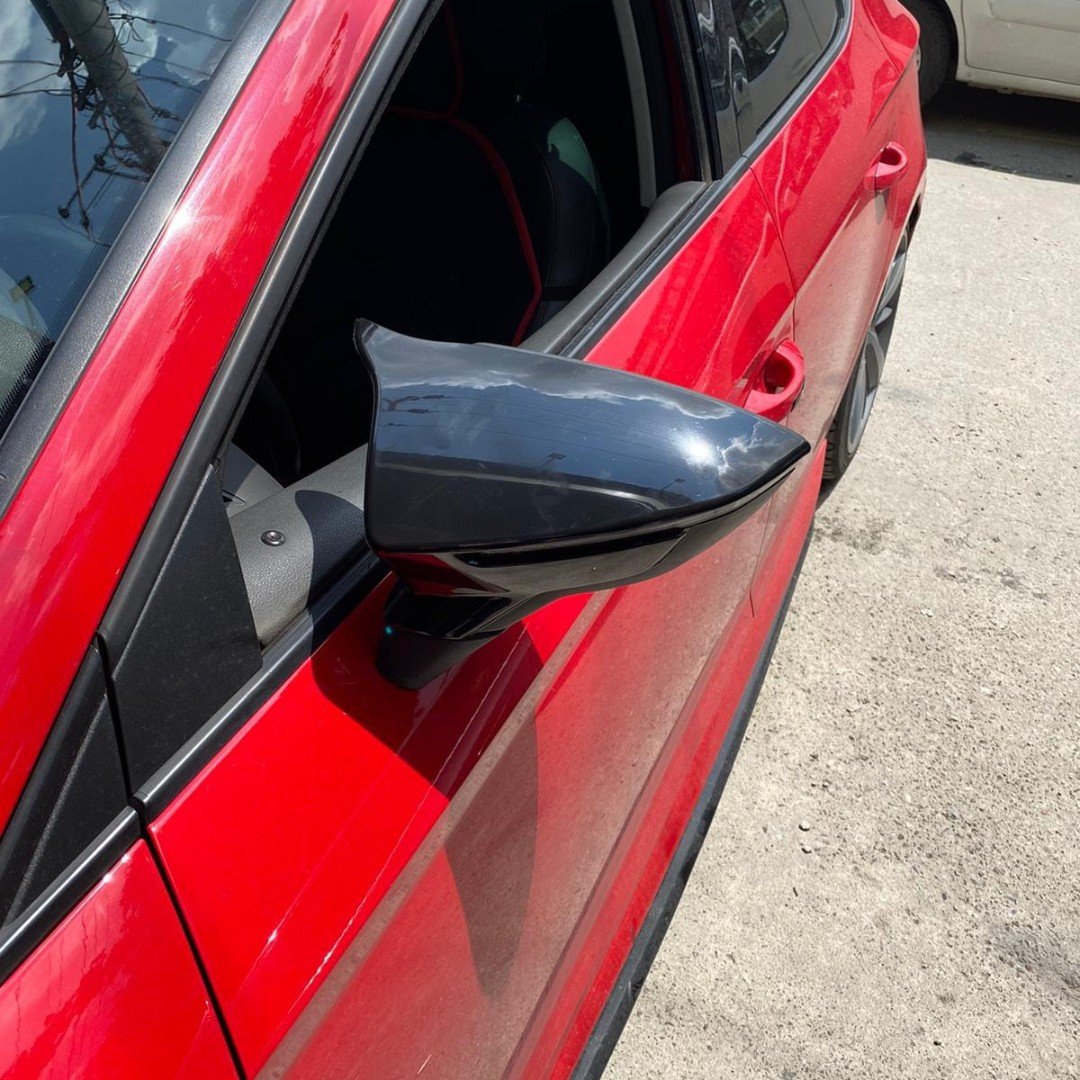  Seat Leon Mk3 Mk3.5 Batman Yarasa Ayna Kapağı Piano Black Abs Plastik