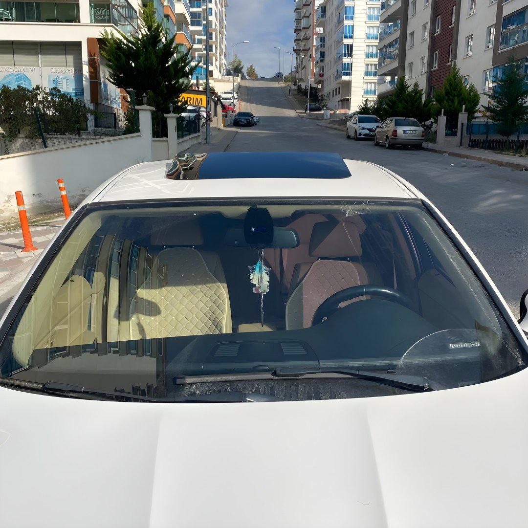 Ford Focus 2.5 Parlak Siyah Yalancı Çakma Sahte Sunroof
