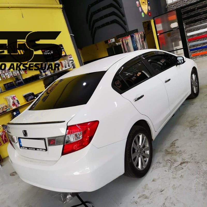 Honda Civic FB7 Bagaj Üstü Slim Spoiler Piano Black Parlak Siyah