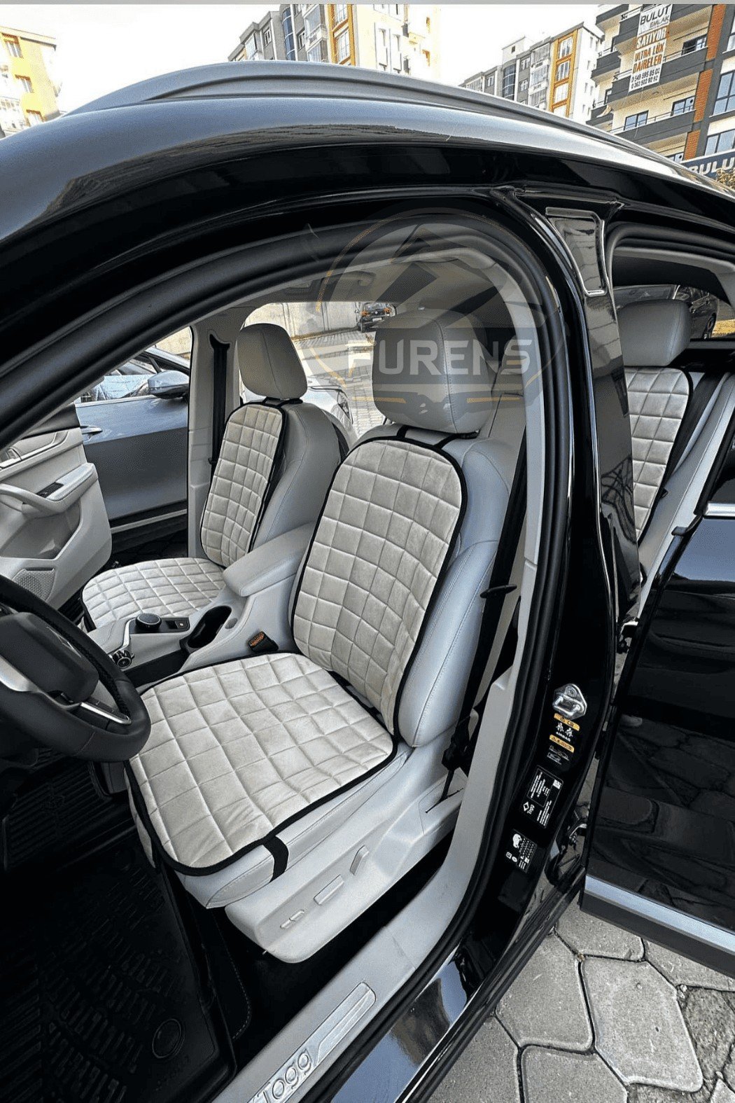 Mitsubishi Lancer Bej Renk Tay Tüyü Cepli & Terletmez Sırtlı Oto Koltuk Minder Seti - Koltuk Koruma Kılıfı (ÖN & ARKA TAM SET)