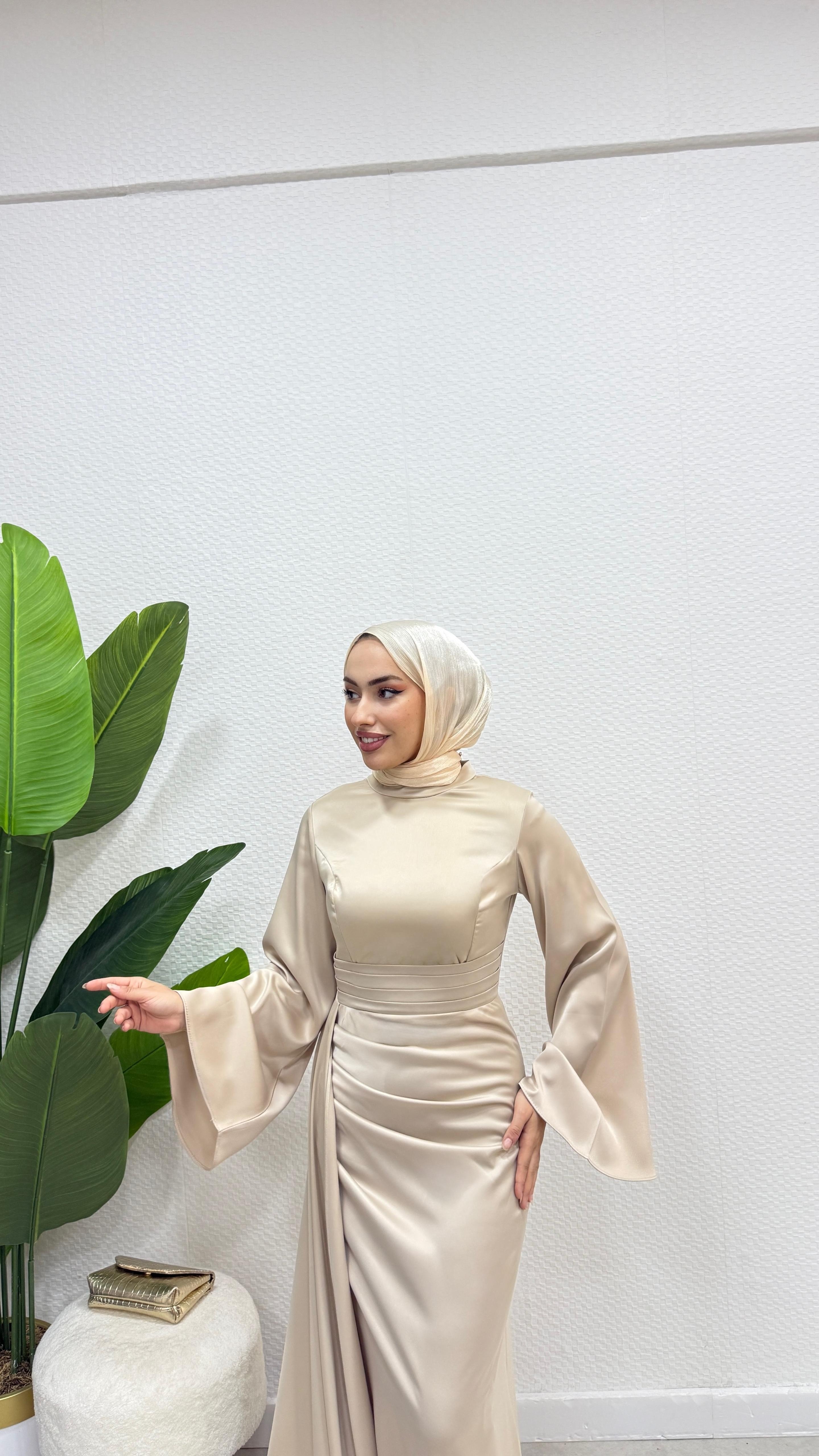 Asil Abiye Ekru