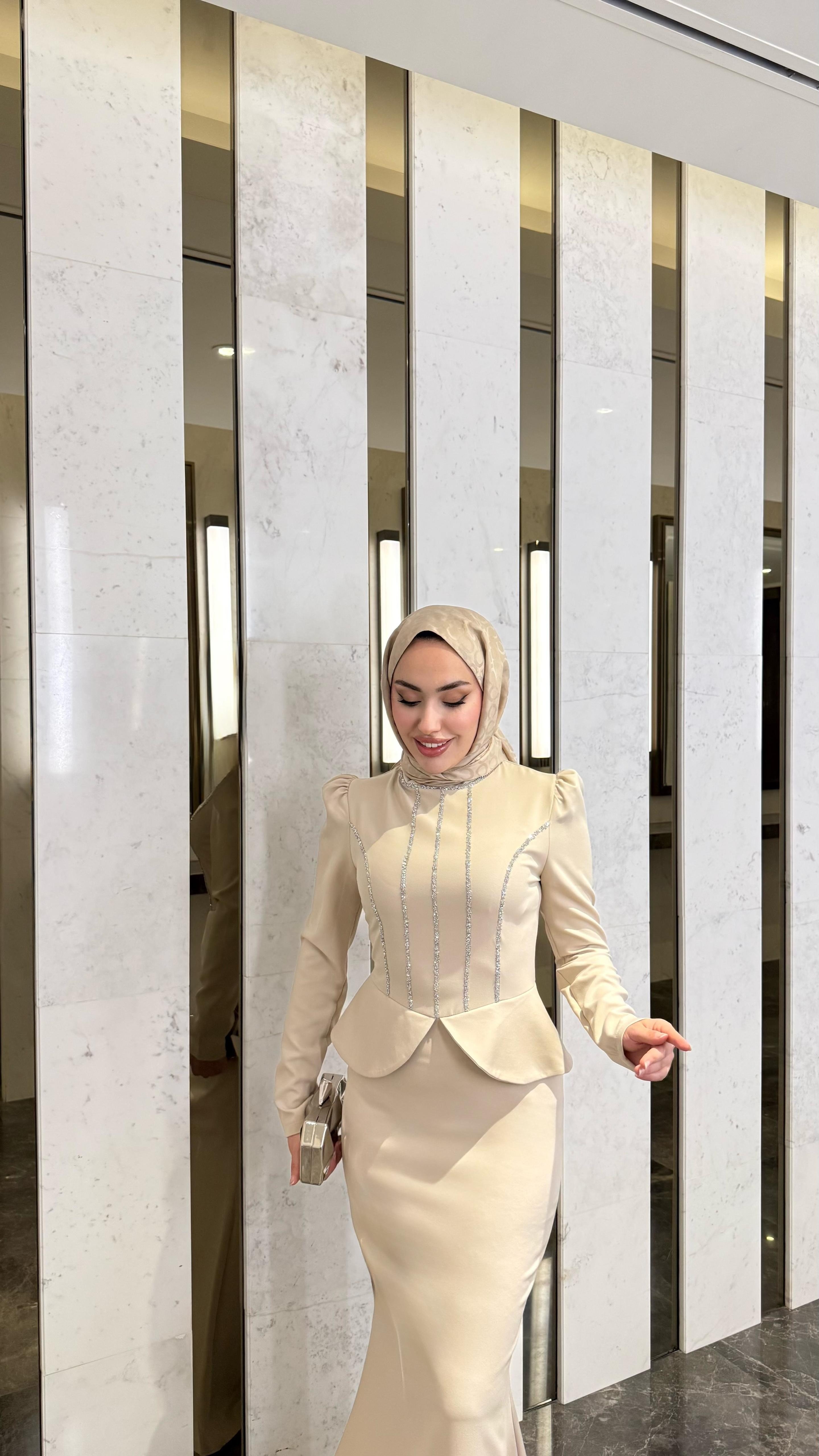 Mira Abiye - Ekru