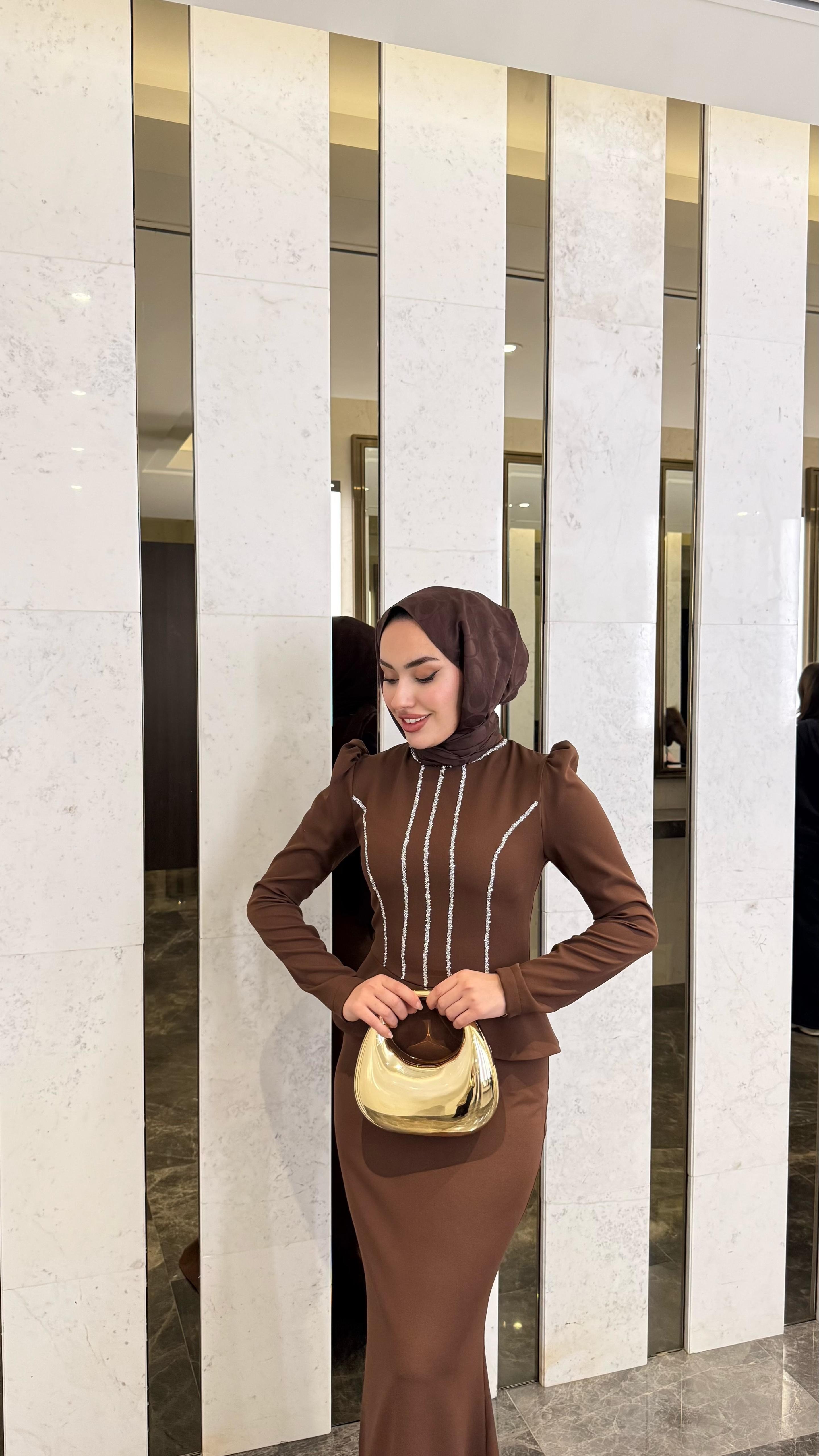 Mira Abiye - Kahverengi