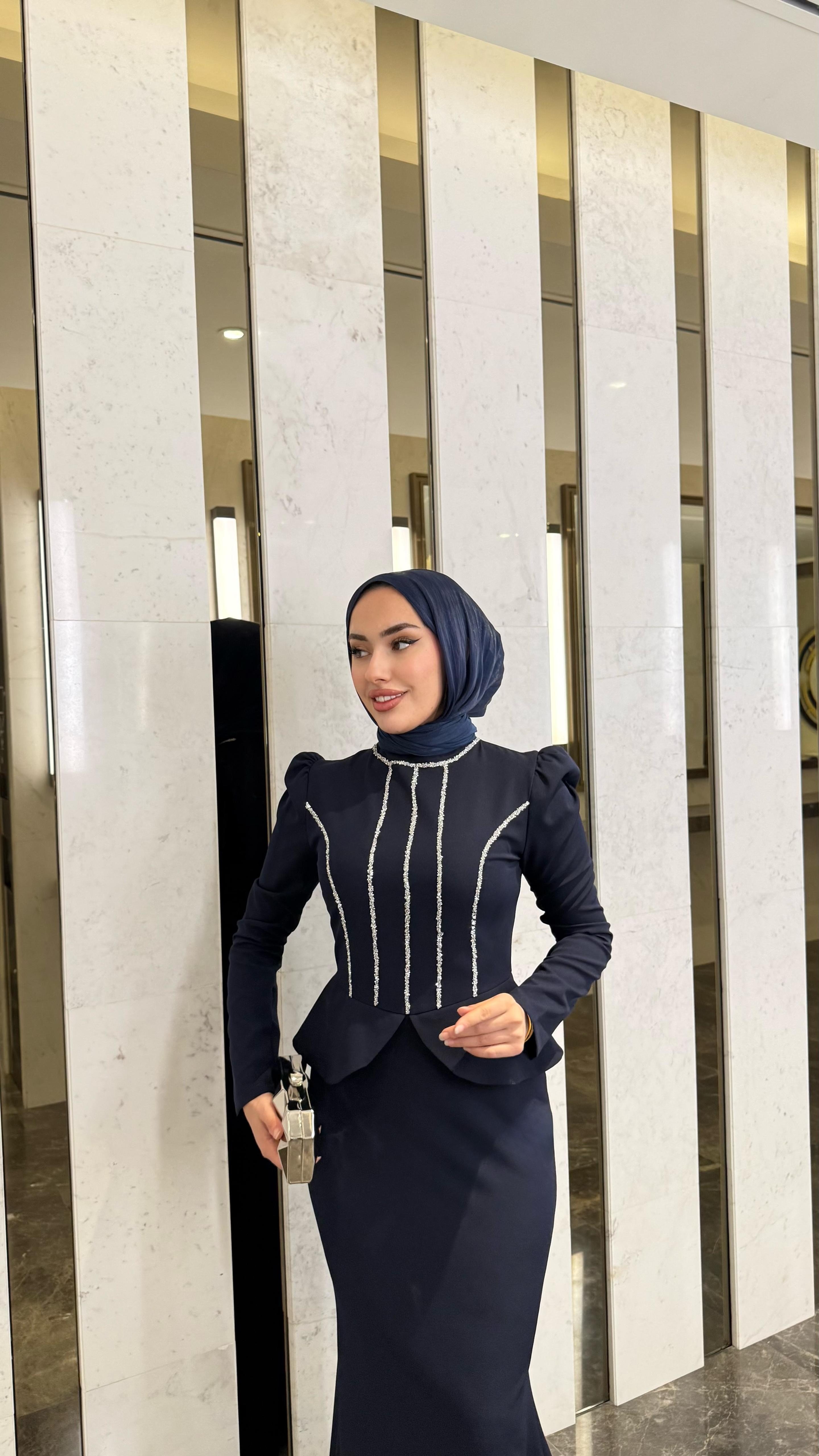 Mira Abiye - Lacivert