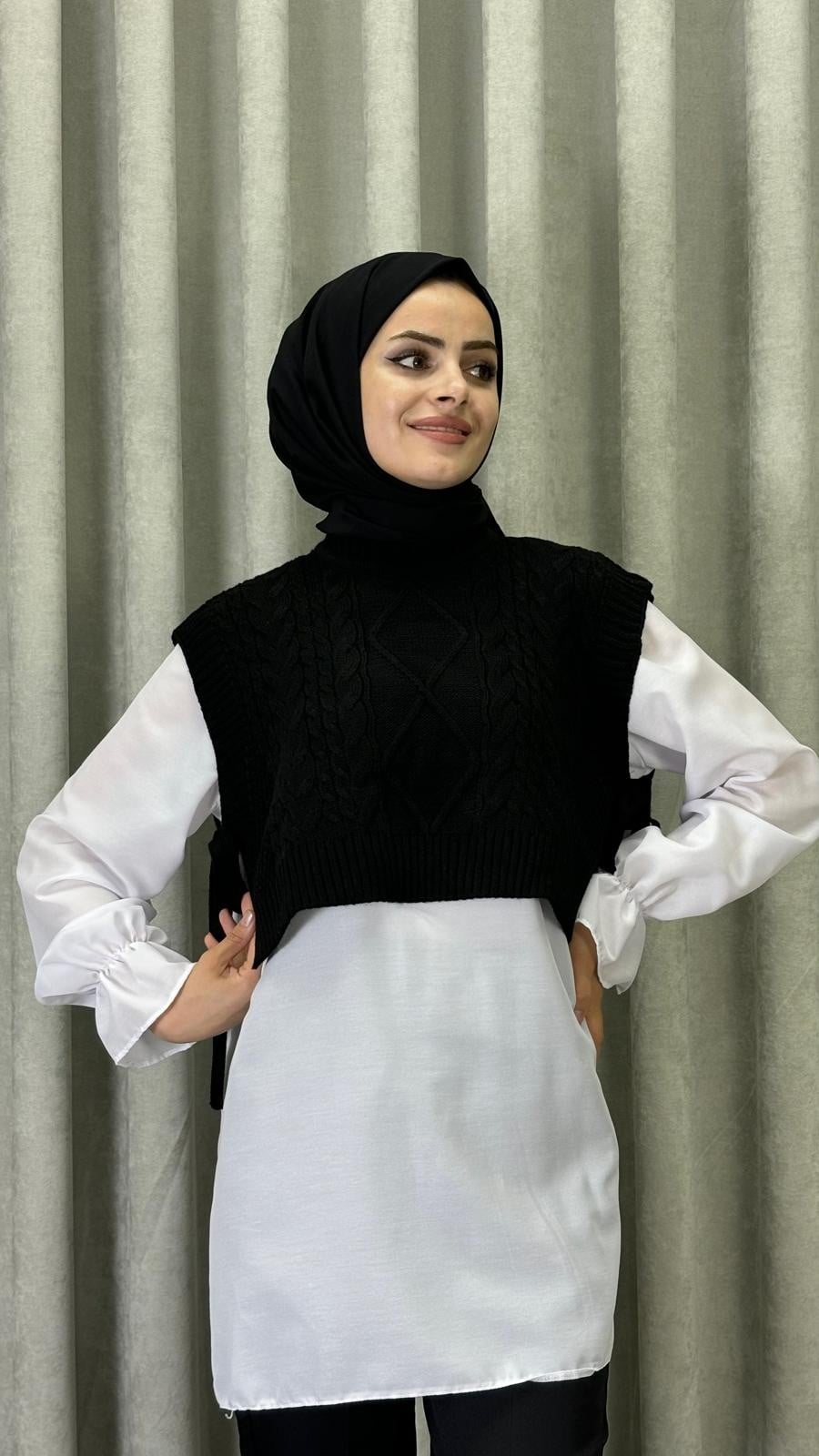 Yandan Bağlamalı Örgü Süveter- Siyah