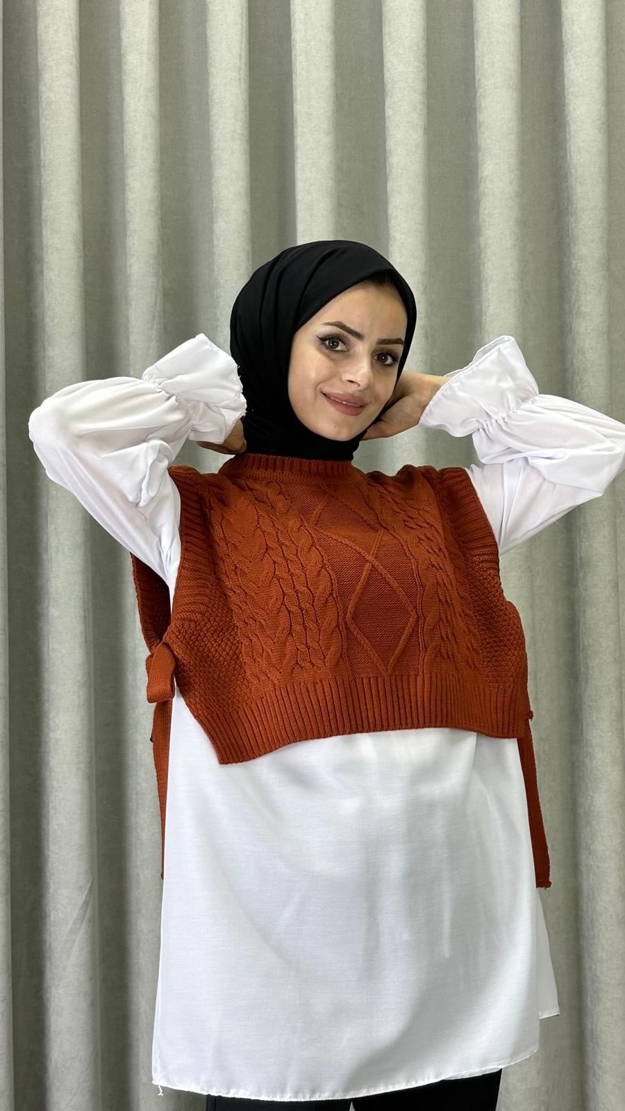 Yandan Bağlamalı Örgü Süveter- Taba