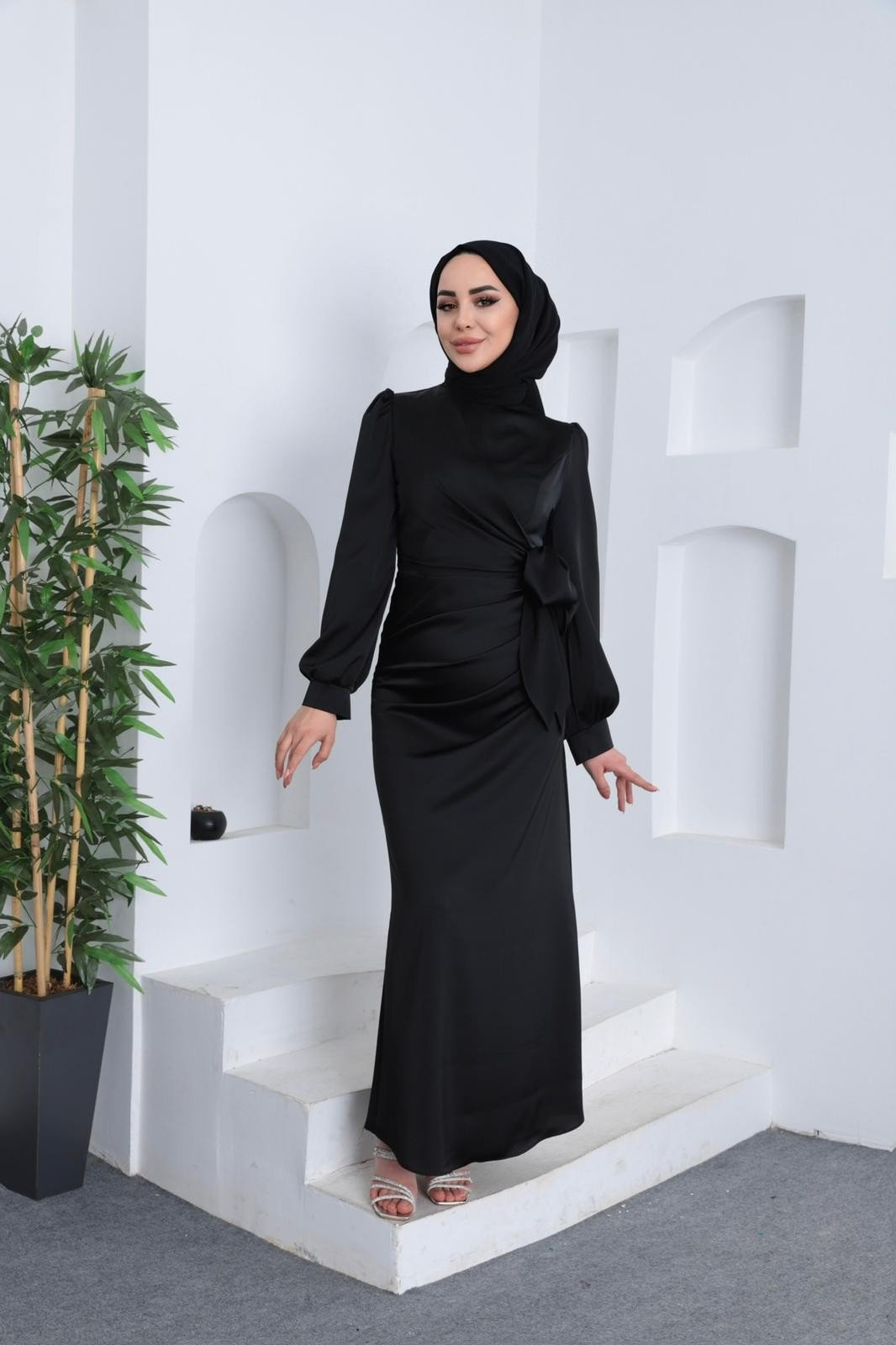Yandan Bağlamalı Saten Abiye - Siyah