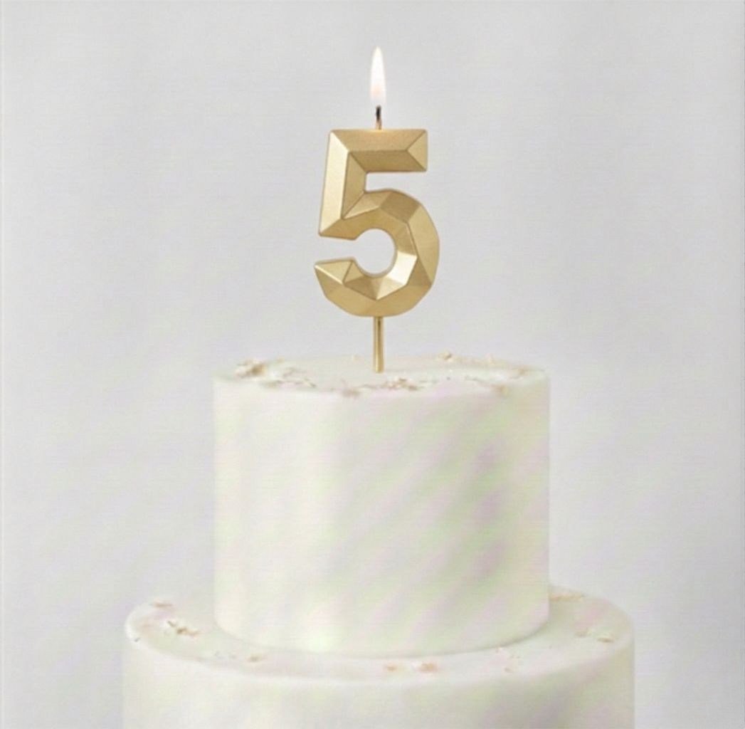 3d 5 Yaş Gold Rakam Mum