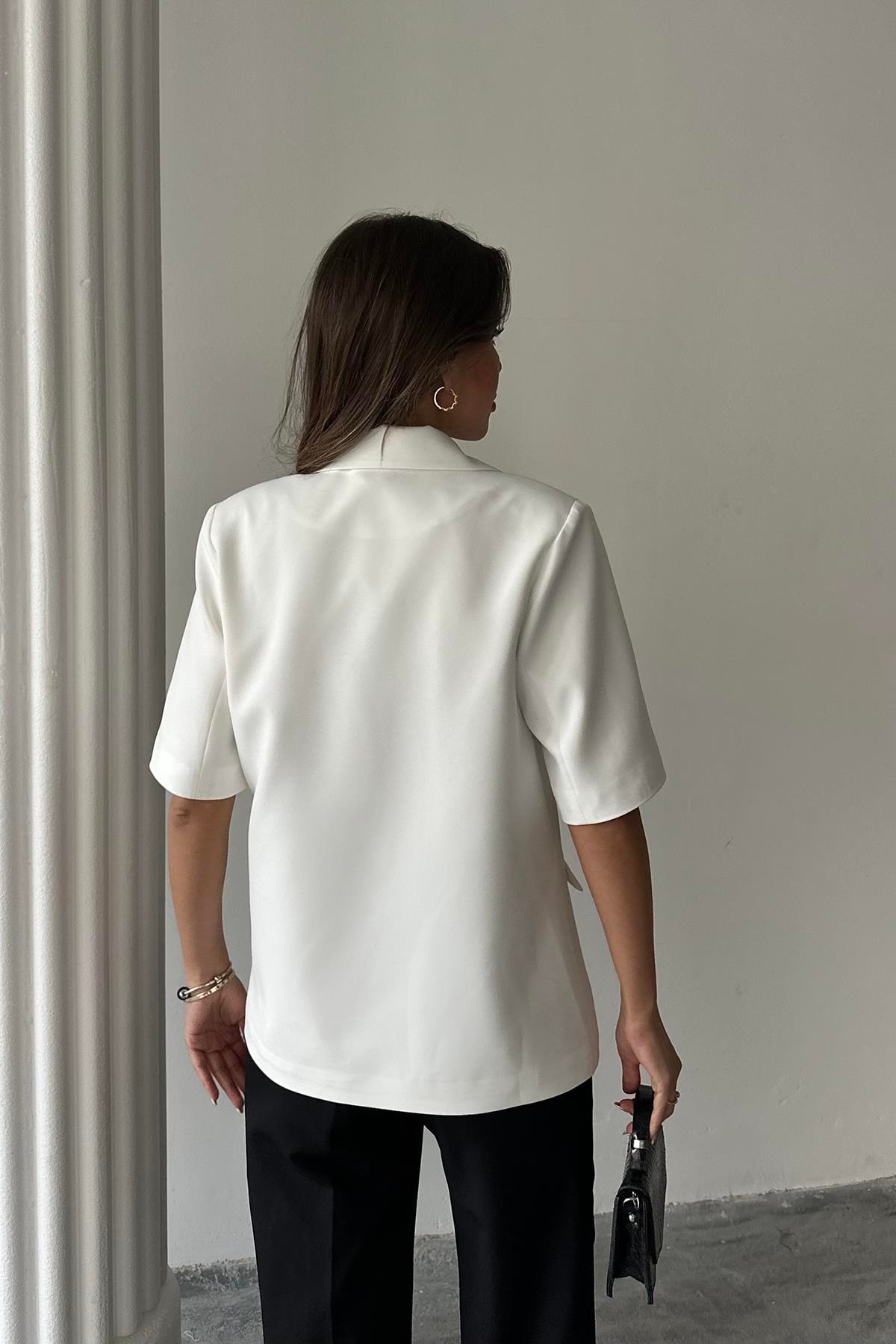 Beyaz Kısa Kollu Blazer Ceket