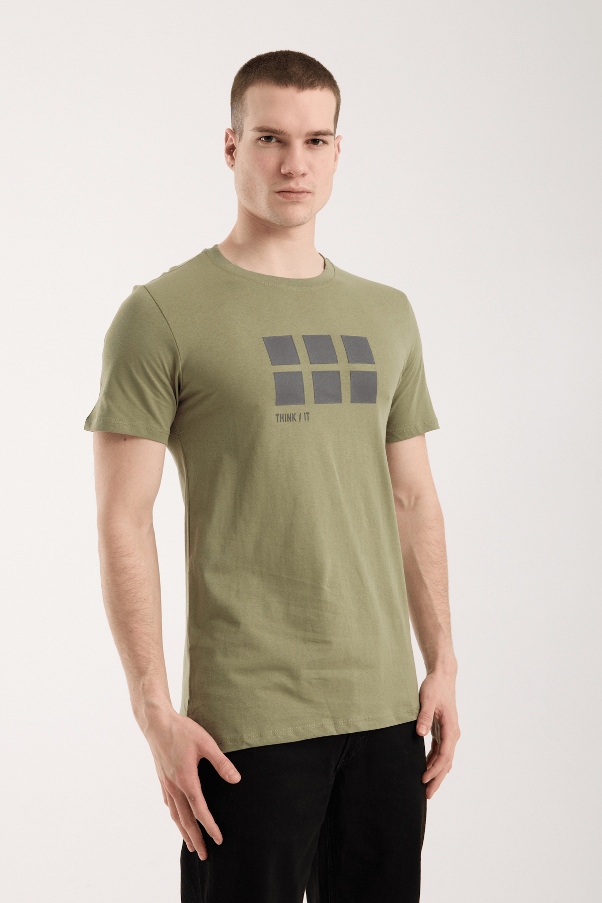 Erkek Minimal Grafik Detaylı Rahat T-Shirt