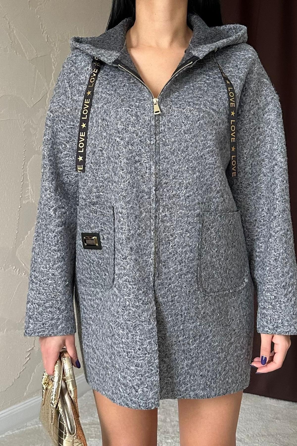 Gri Armalı Kapşonlu Peluş Ceket