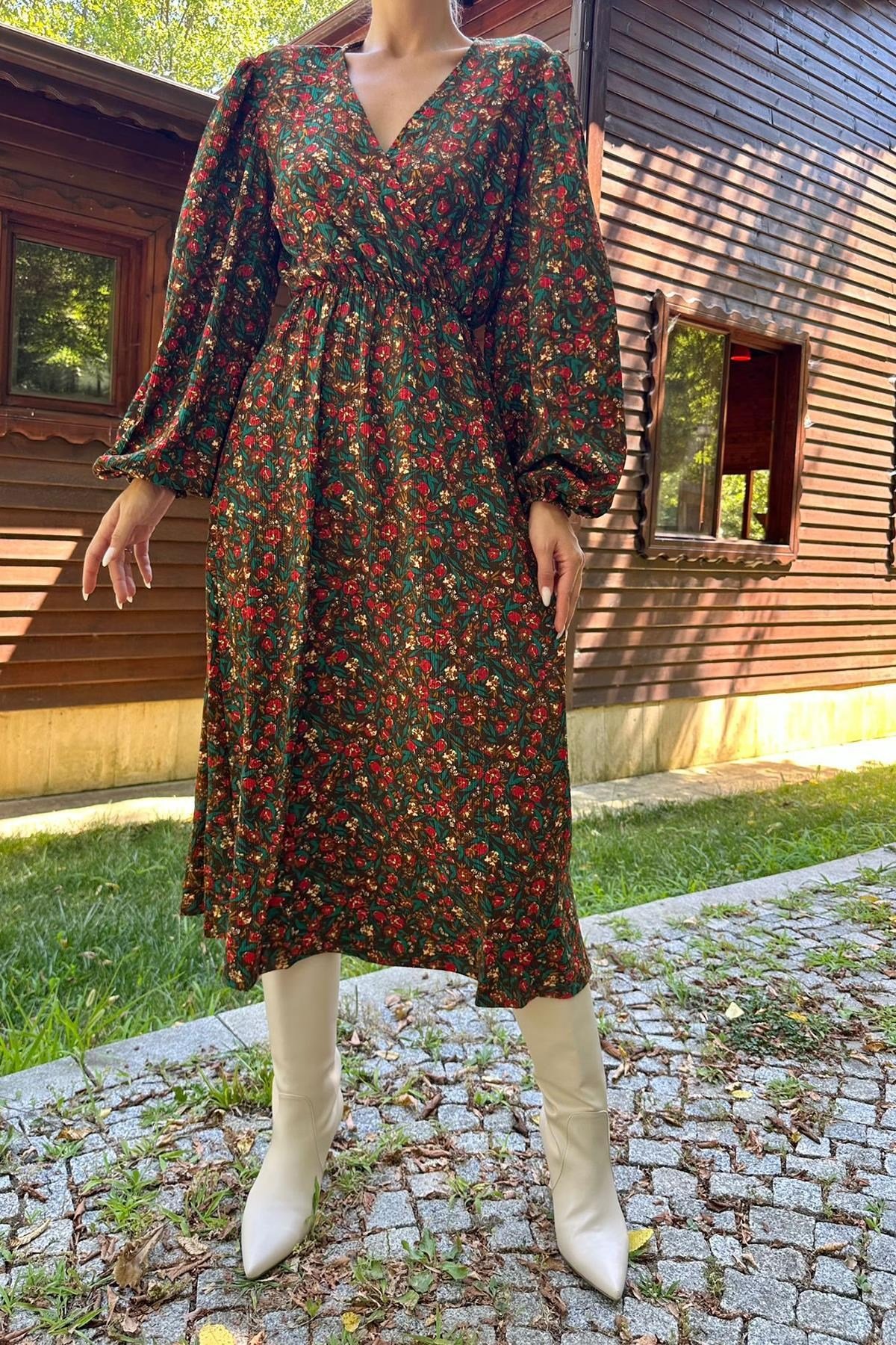 Kahverengi Beli Büzgülü Elbise