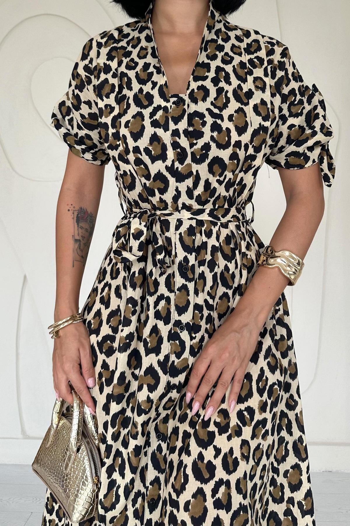 Leopar Leoparlı Desenli Kuşaklı Elbise