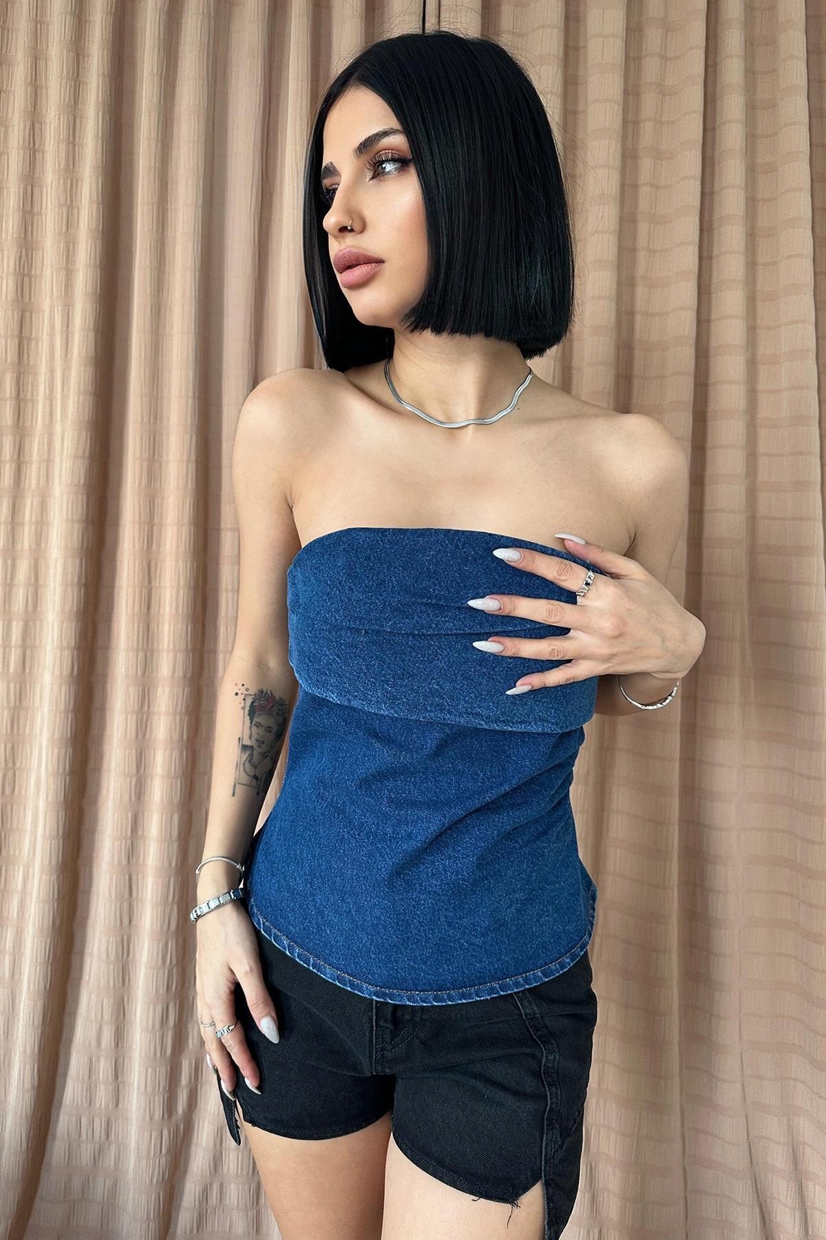 Mavi Arkası Fermuarlı Kot Crop