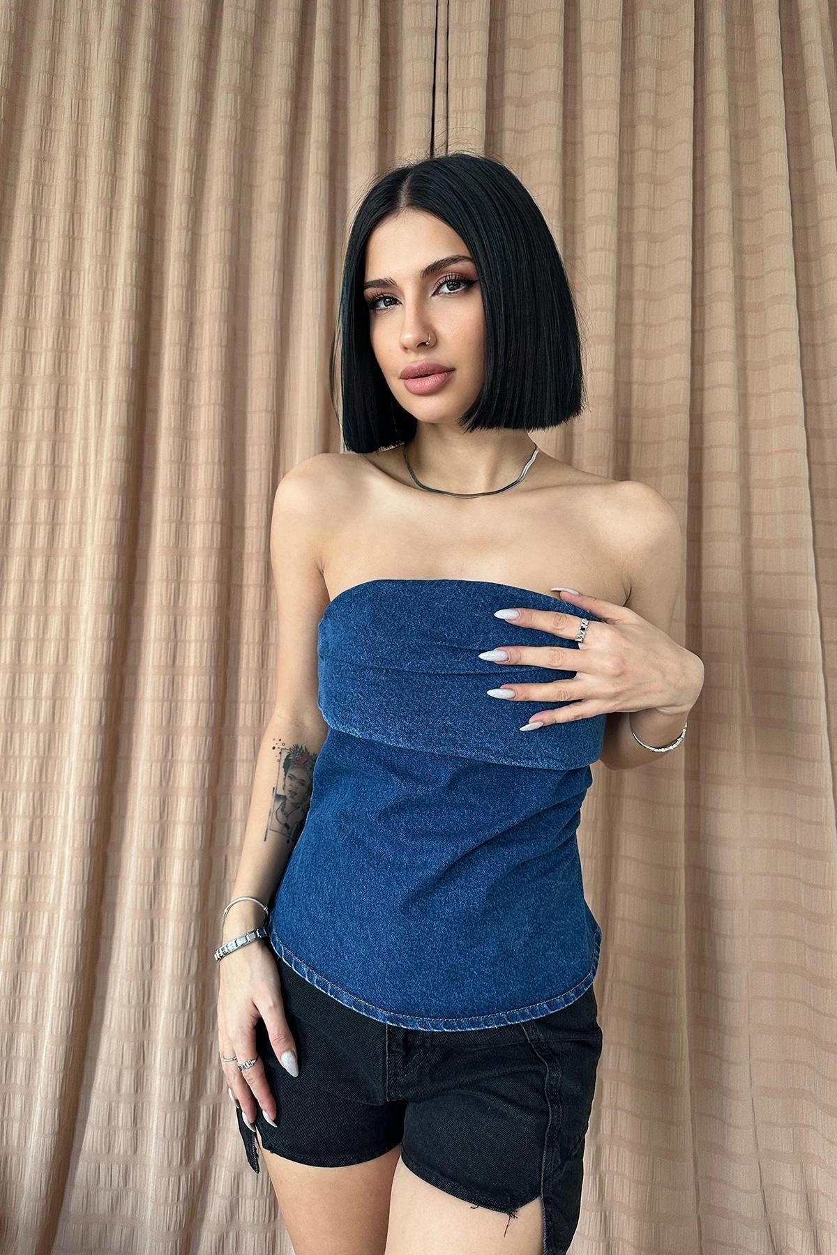Mavi Arkası Fermuarlı Kot Crop