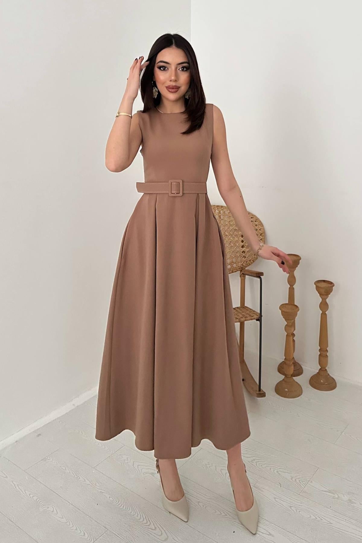 Mocca Halter Yaka Kloş Elbise