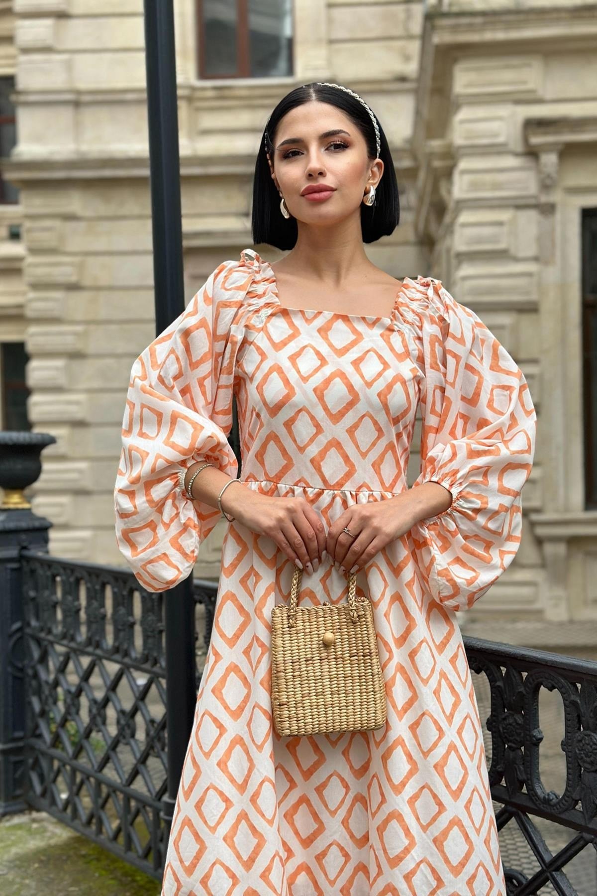 Oranj Kare Yaka Diamond Desenli Elbise