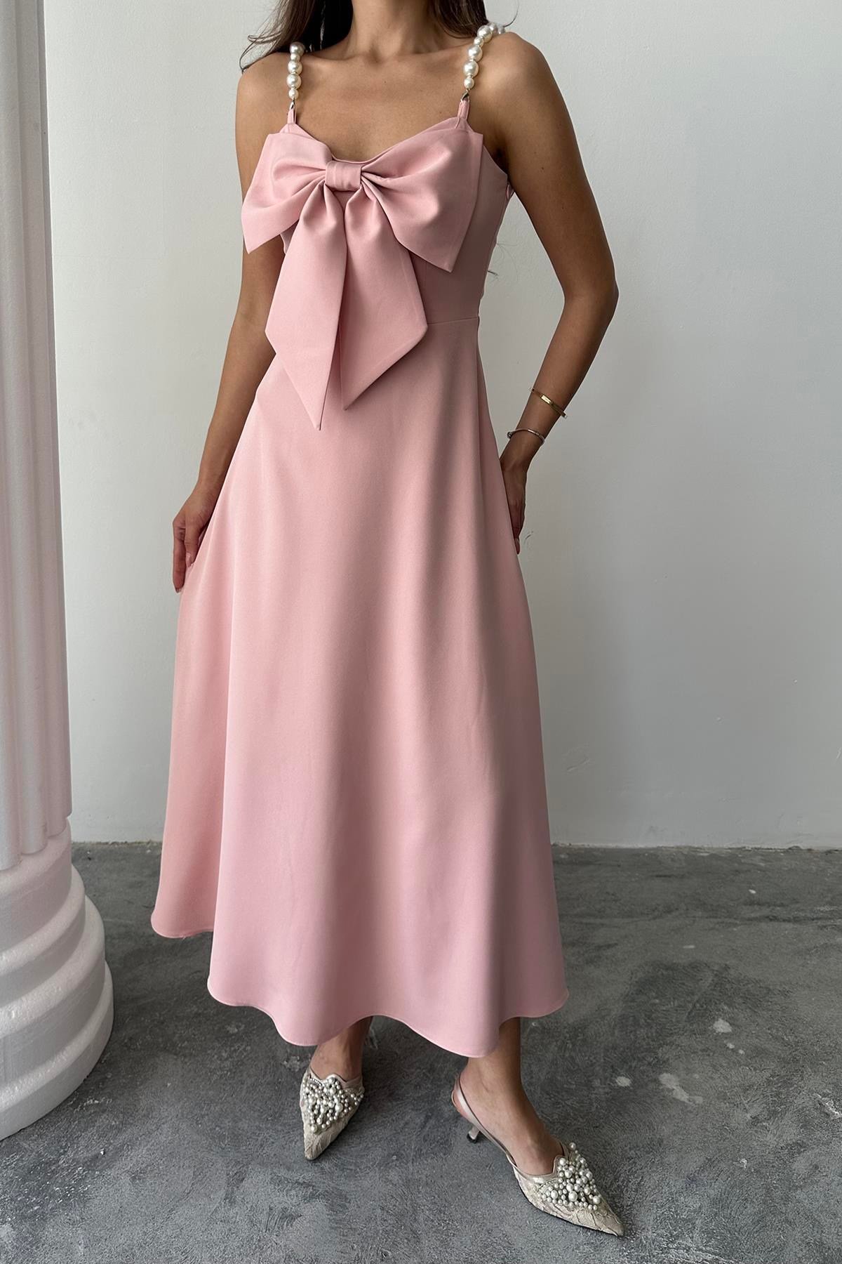 Pembe İnci Askı Detaylı Elbise