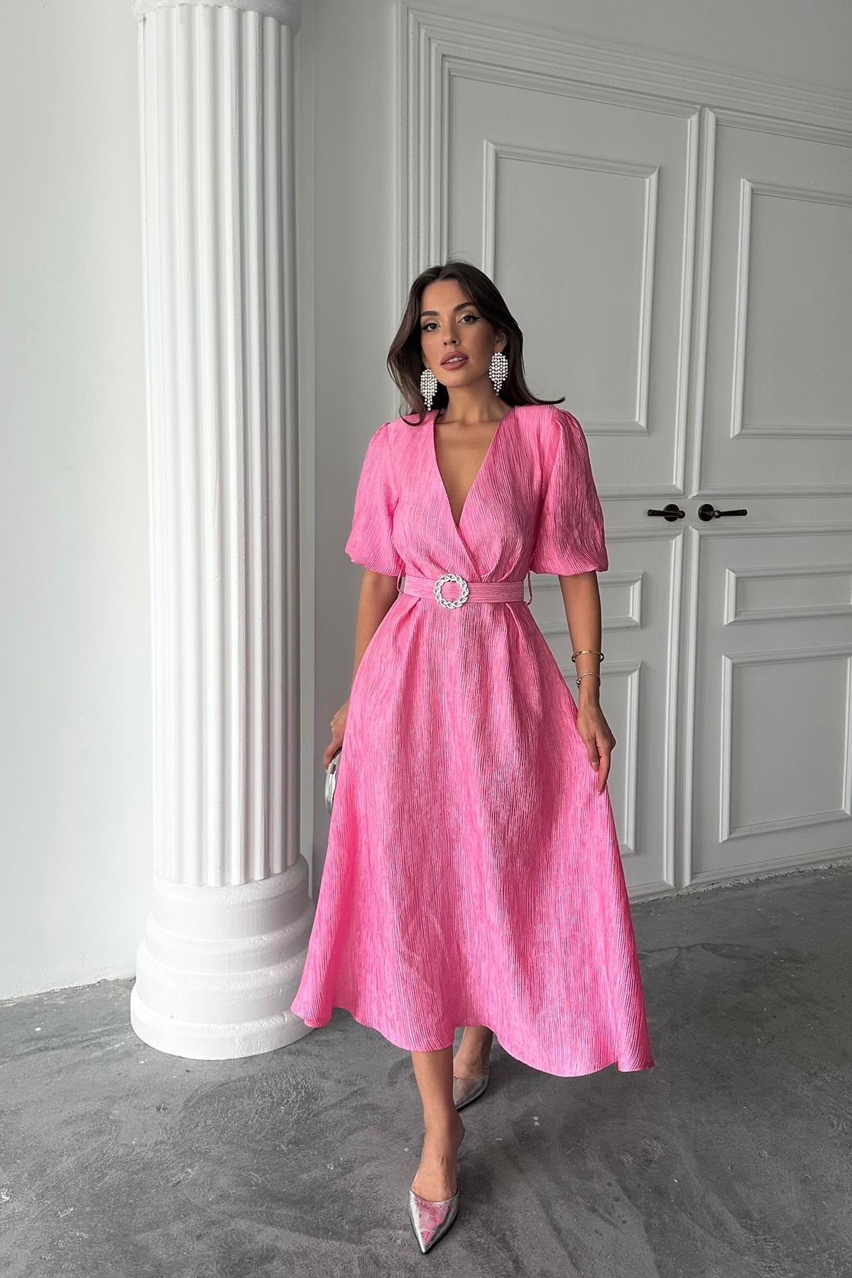 Pembe Işıltılı Kemerli Kruvaze Elbise