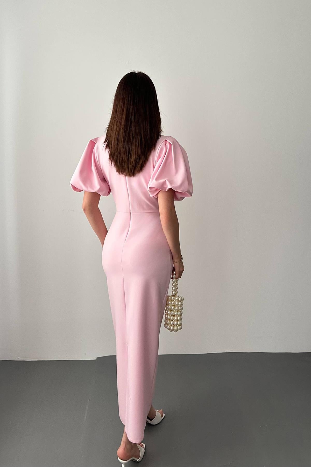 Pembe Kolları Balon Elbise