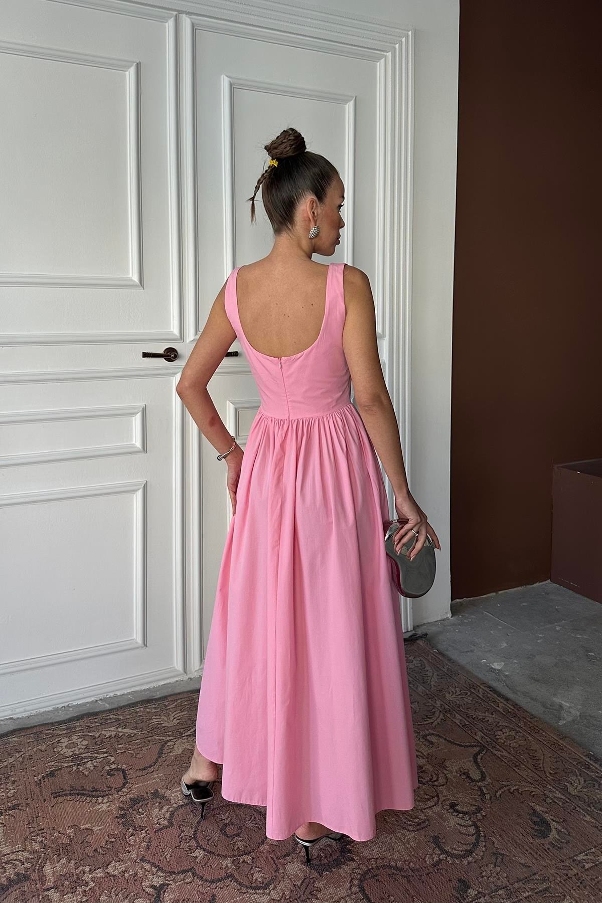 Pembe Uzun Büzgülü Elbise