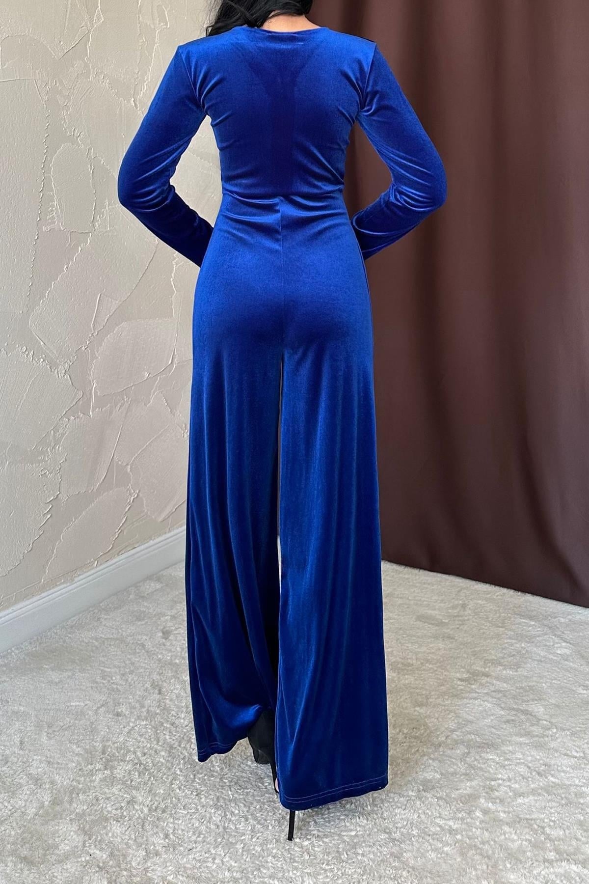 Saks Önü Tokalı Kadife Tulum