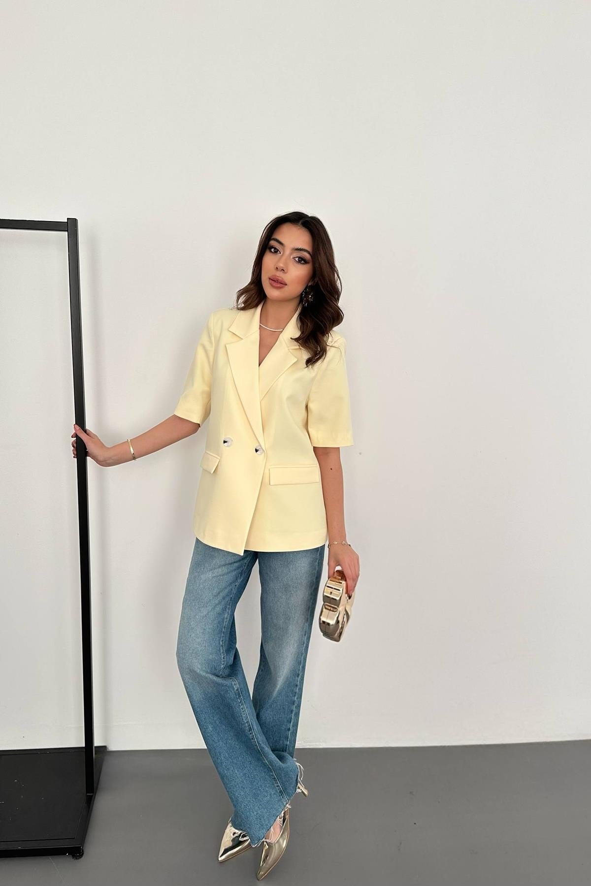 Sarı Kısa Kollu Blazer Ceket