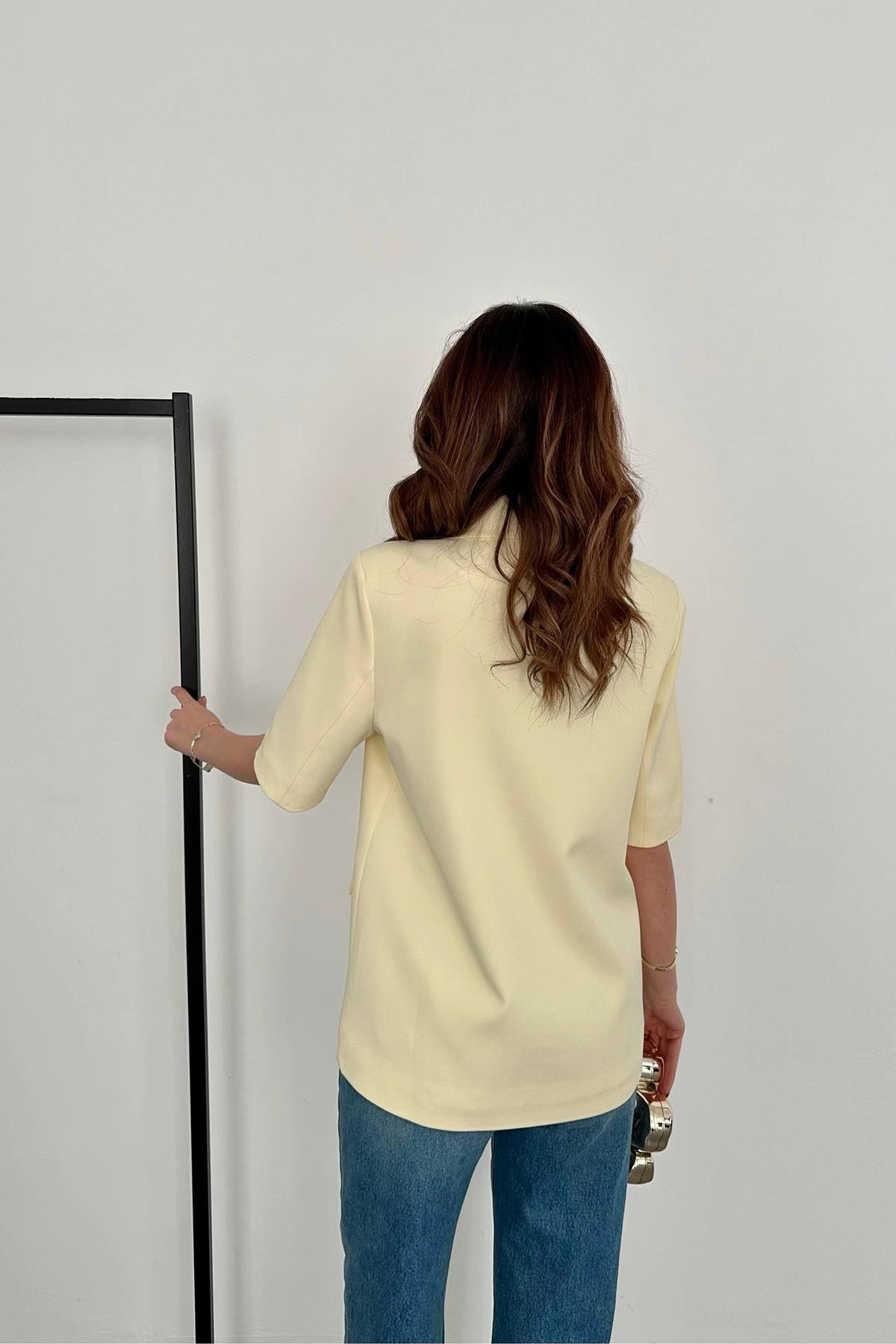 Sarı Kısa Kollu Blazer Ceket