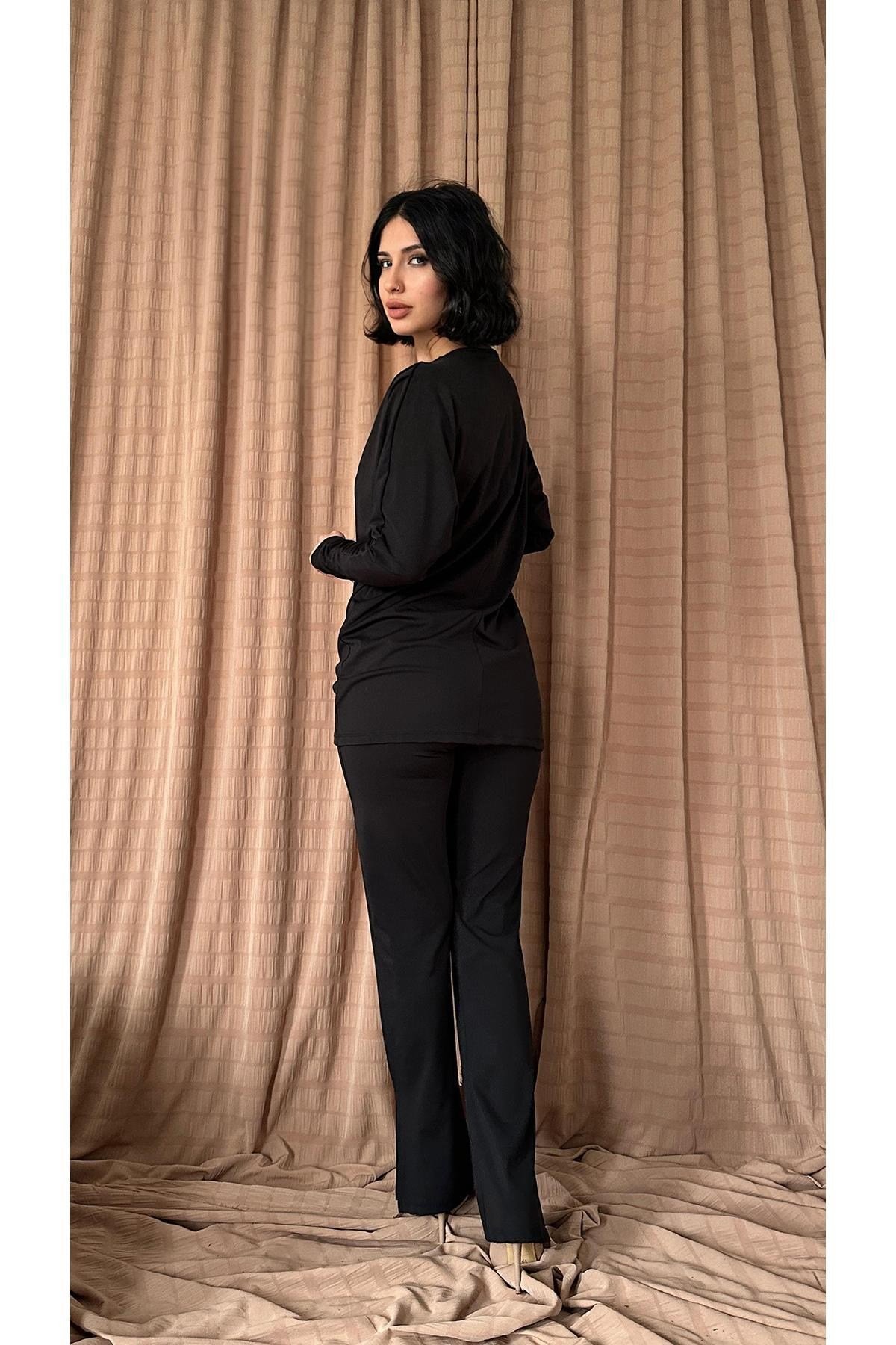Siyah Pile Detaylı Bluz Ve Pantolon Takım