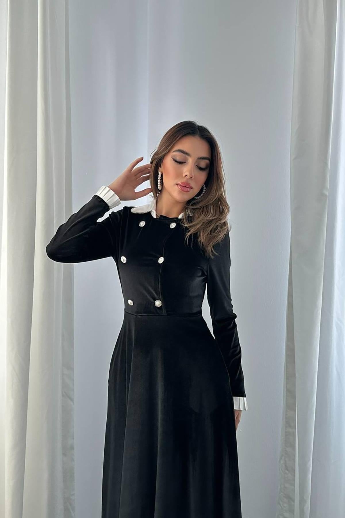 Siyah Yakası Taşlı Garnili Kadife Elbise