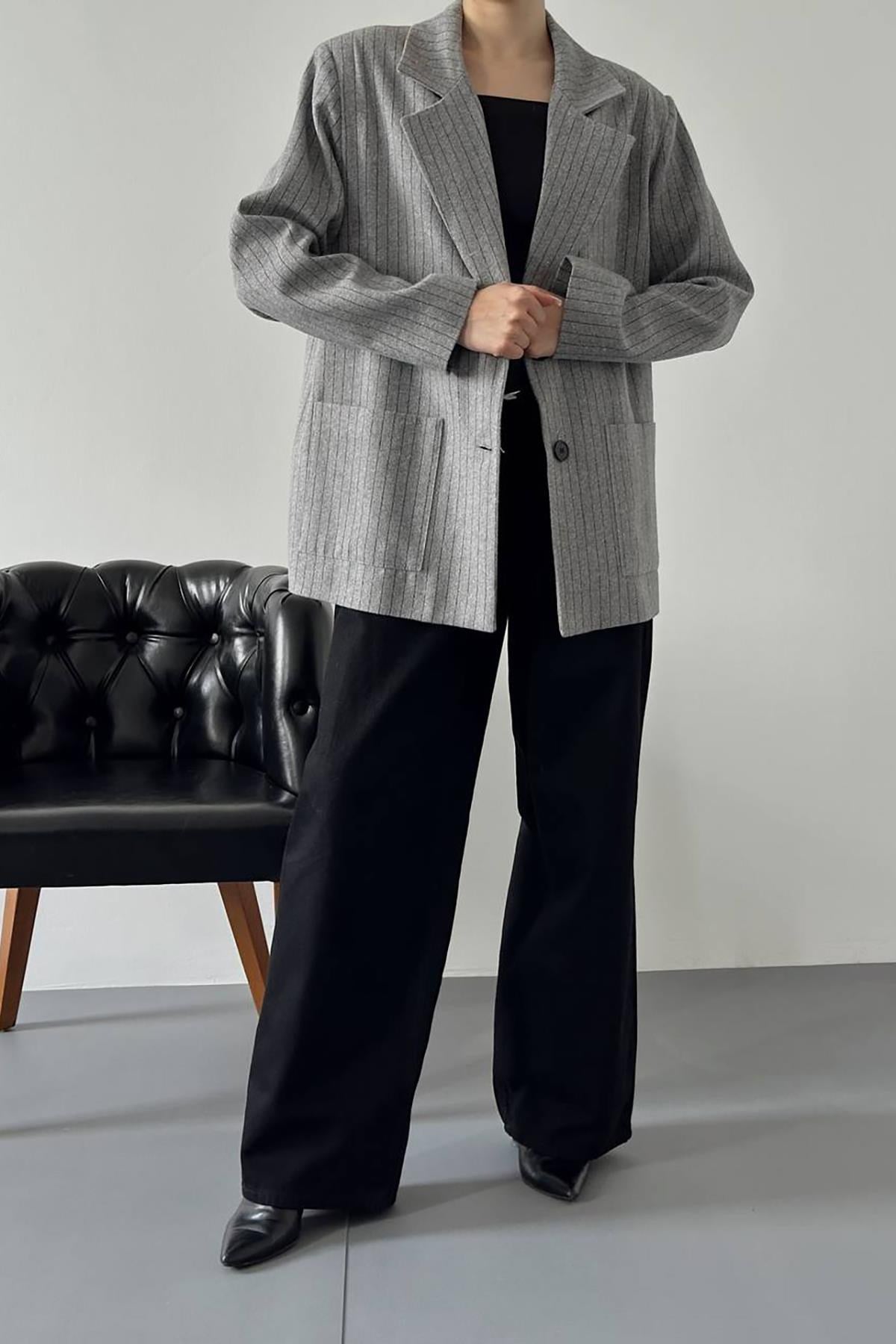 Toptan Gri Çizgili Oversize Ceket
