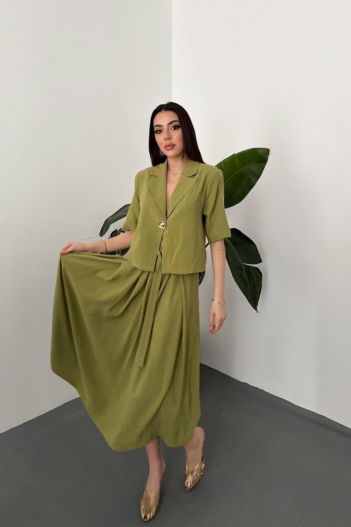 Toptan Olive Tek Düğmeli Kısa Ceket Ve Etek Takım