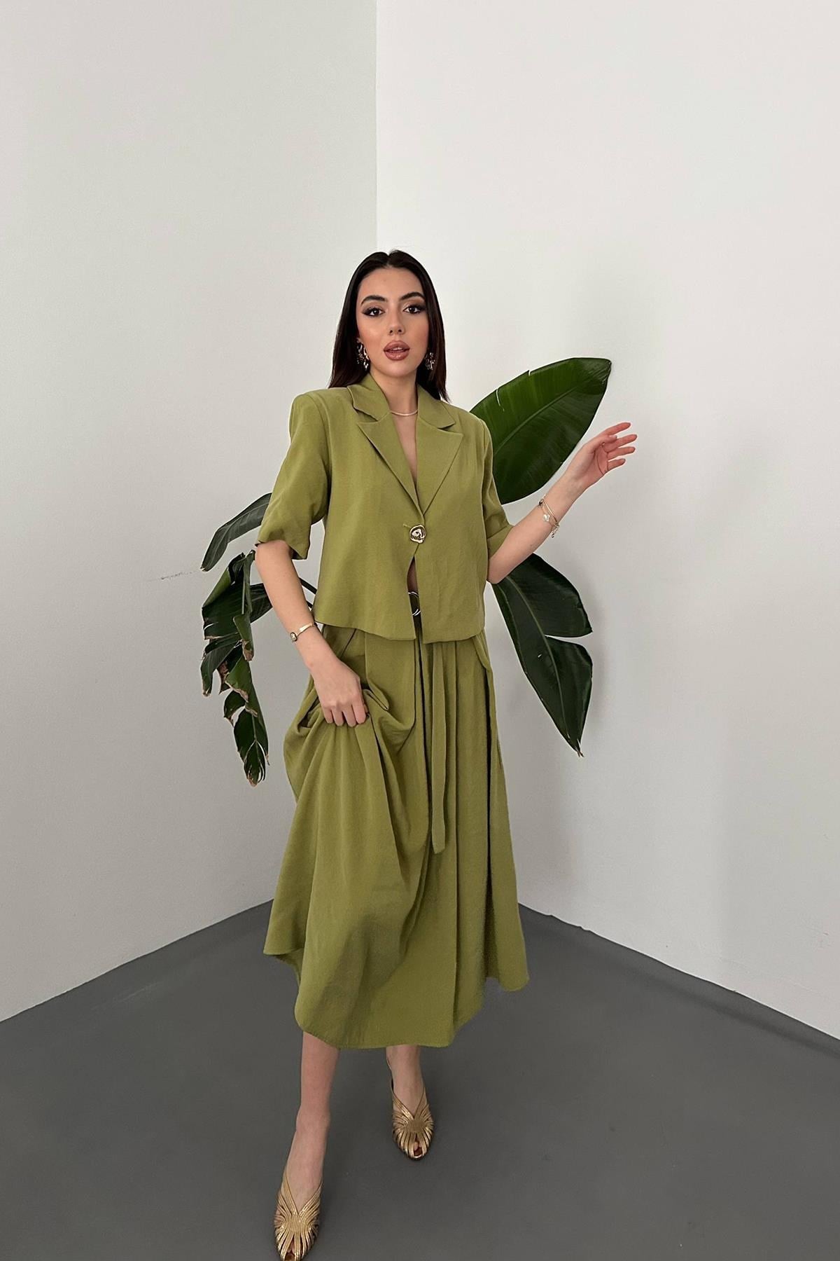 Toptan Olive Tek Düğmeli Kısa Ceket Ve Etek Takım