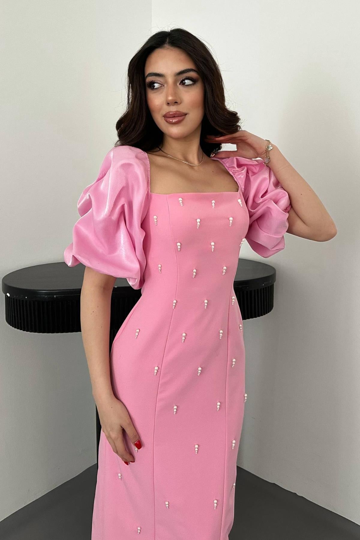 Toptan Pembe İşlemeli Kolu Garnili Elbise