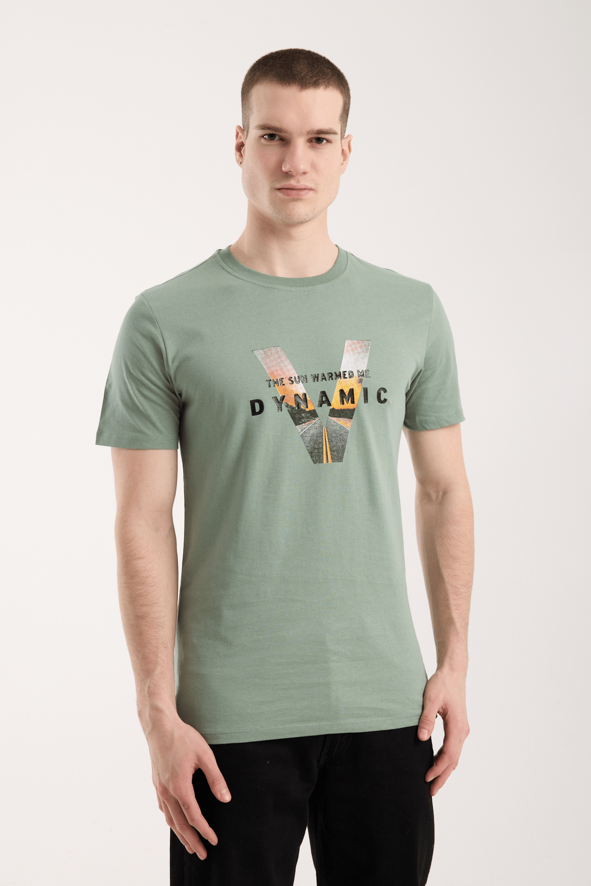 Urban Grafik Baskılı Erkek T-Shirt – Streetwear Stil, Günlük Rahat Kalıp