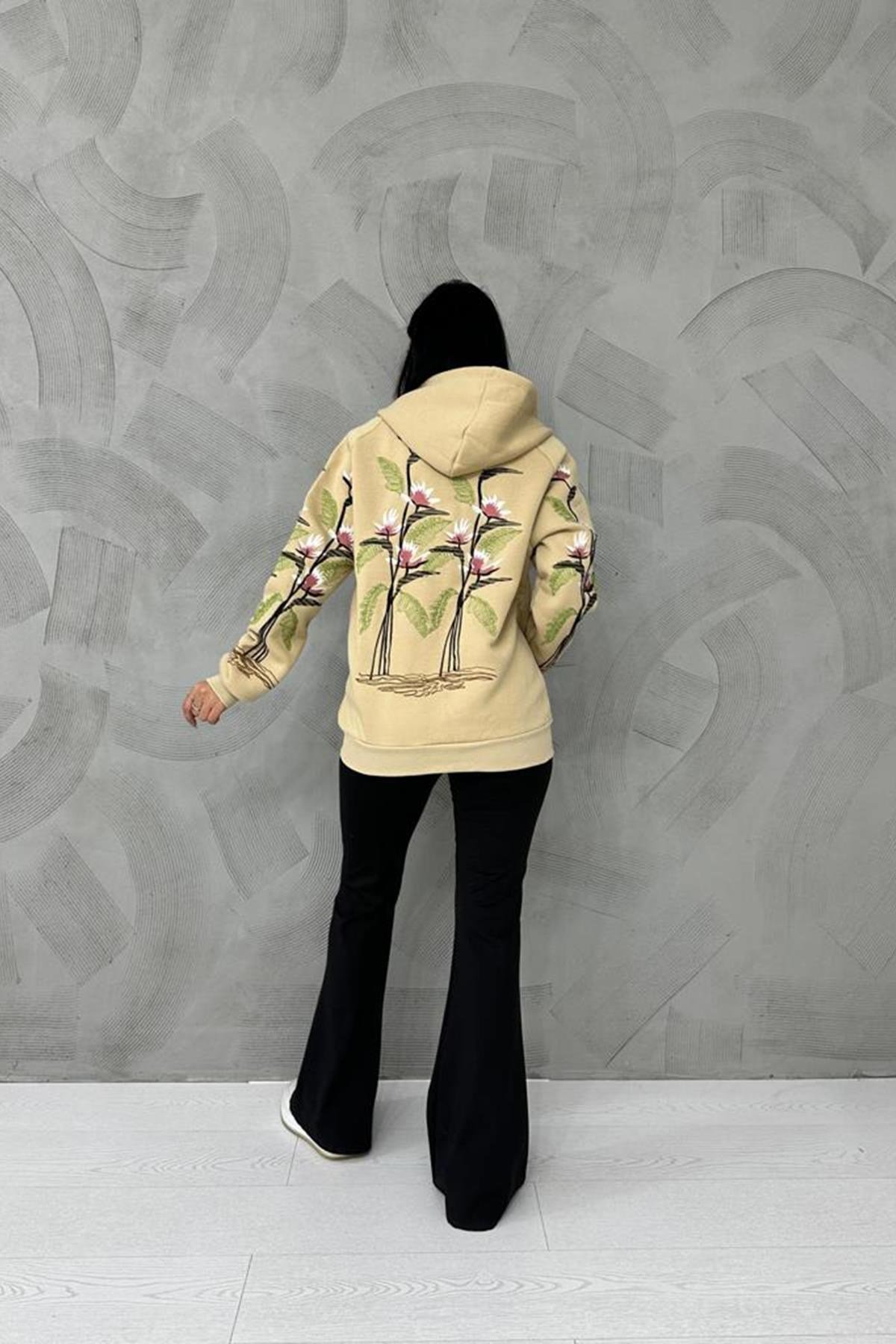 Vizon Nakışlı Sweatshirt