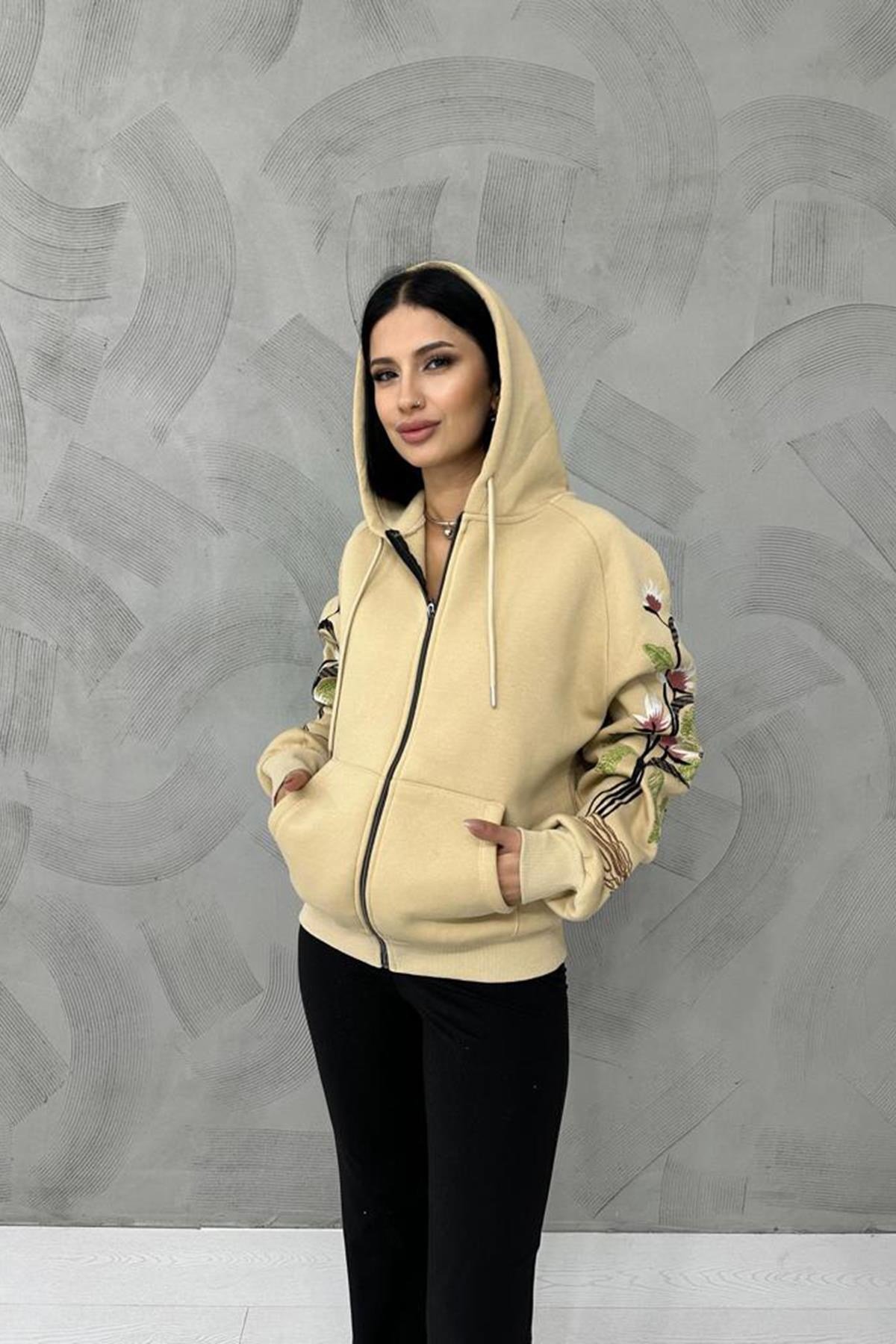 Vizon Nakışlı Sweatshirt