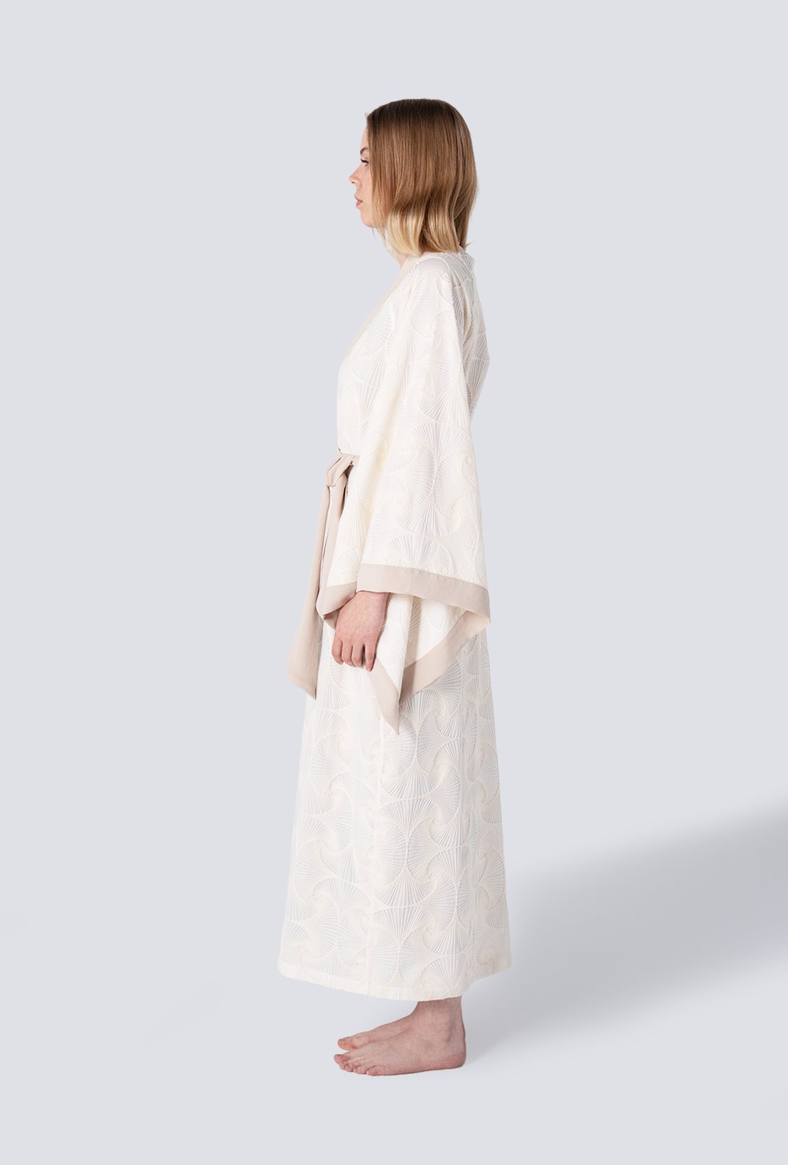 Dokuma Detaylı Kimono