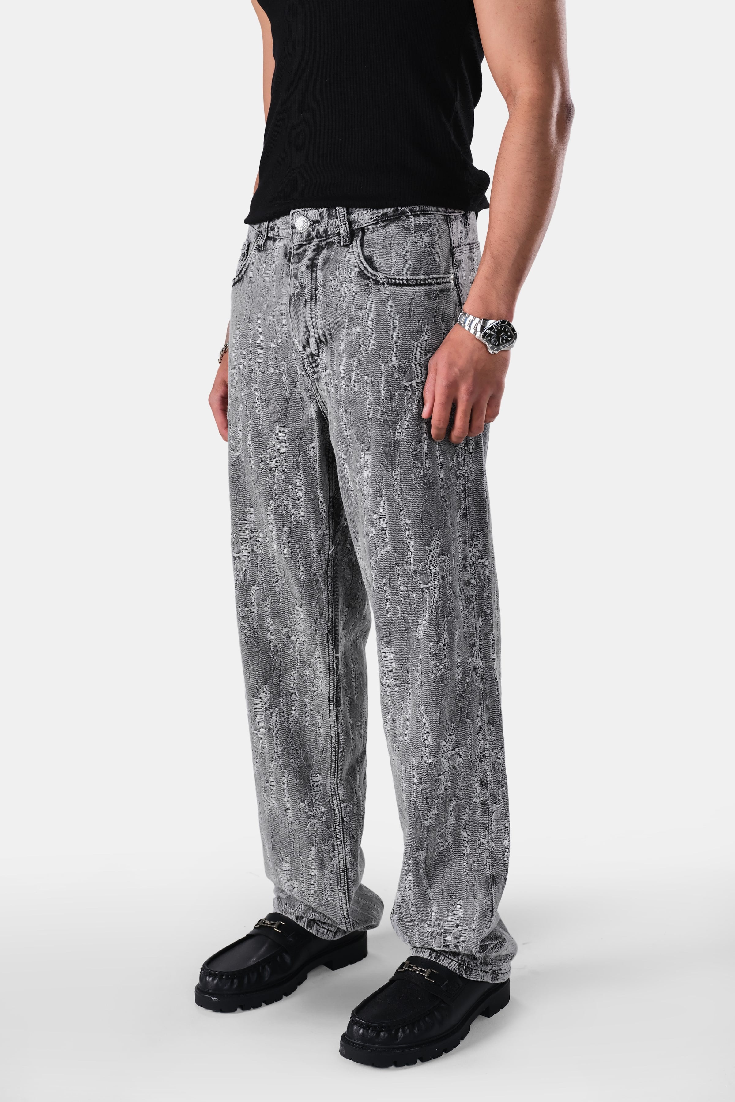 Jakarlı Kumaşlı Straight Fit Jean