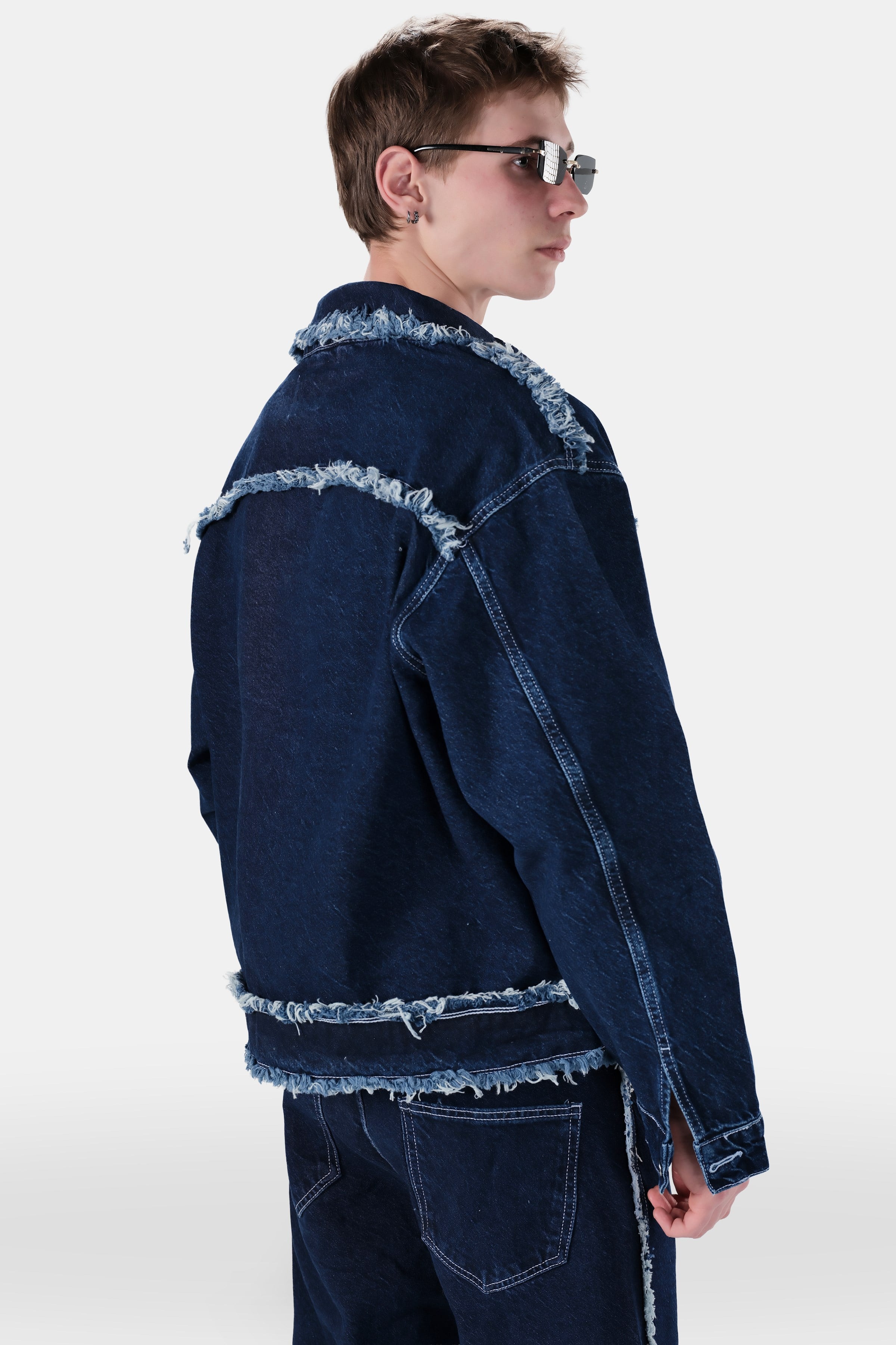 Püskül Detaylı Crop Fit Ceket