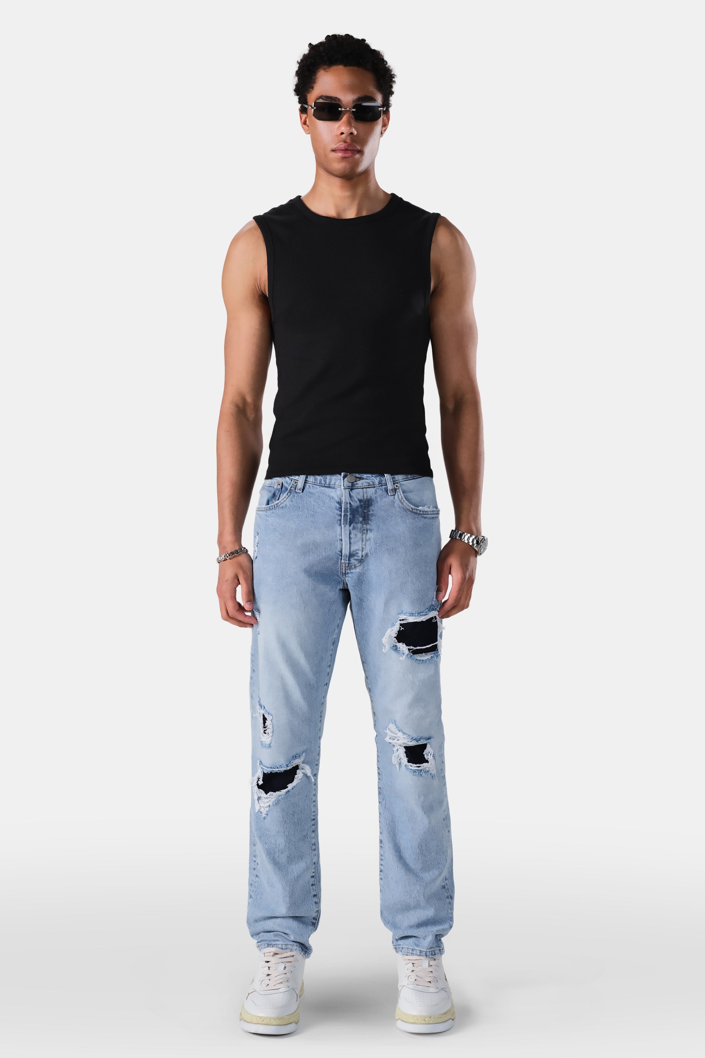 Yırtık Detaylı Regular Fit Jean