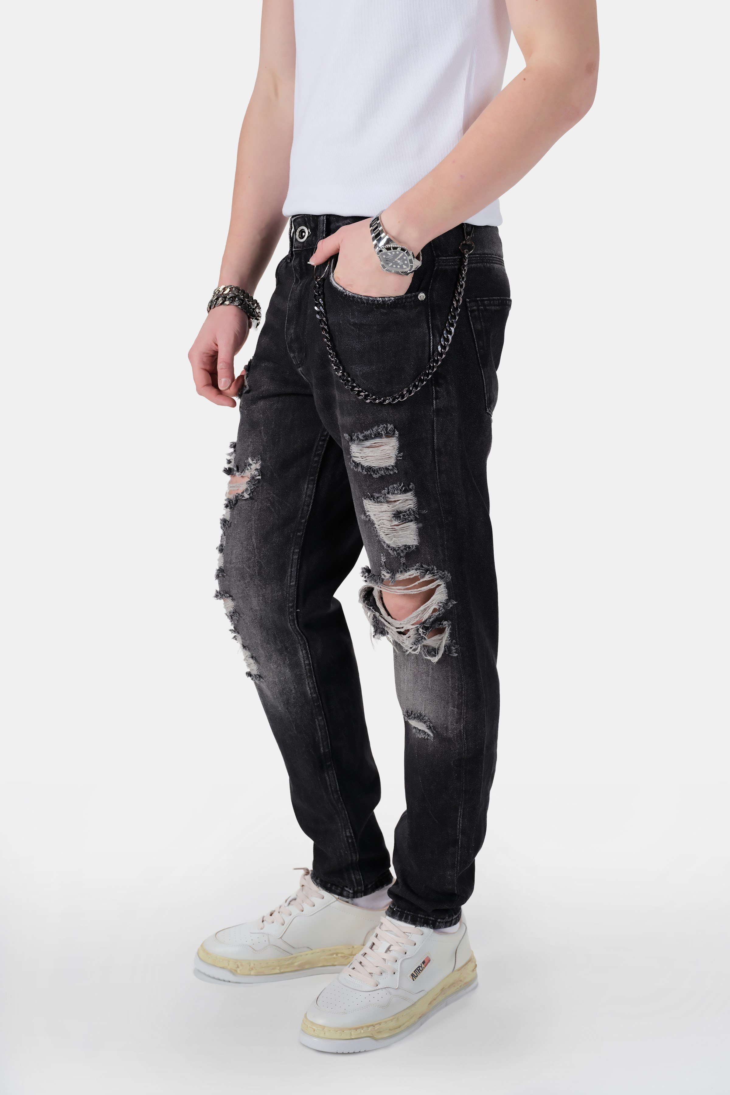 Yırtıklı Straight Fit Jean