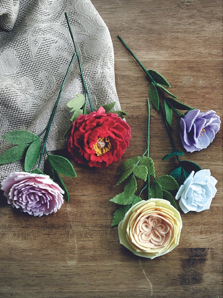 101 Beautiful Felt Flowers (İngilizce)