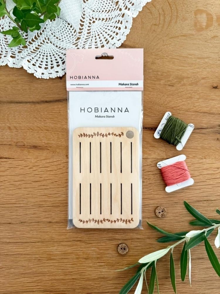 Hobianna 12'li Olivia Ahşap Makara Standı
